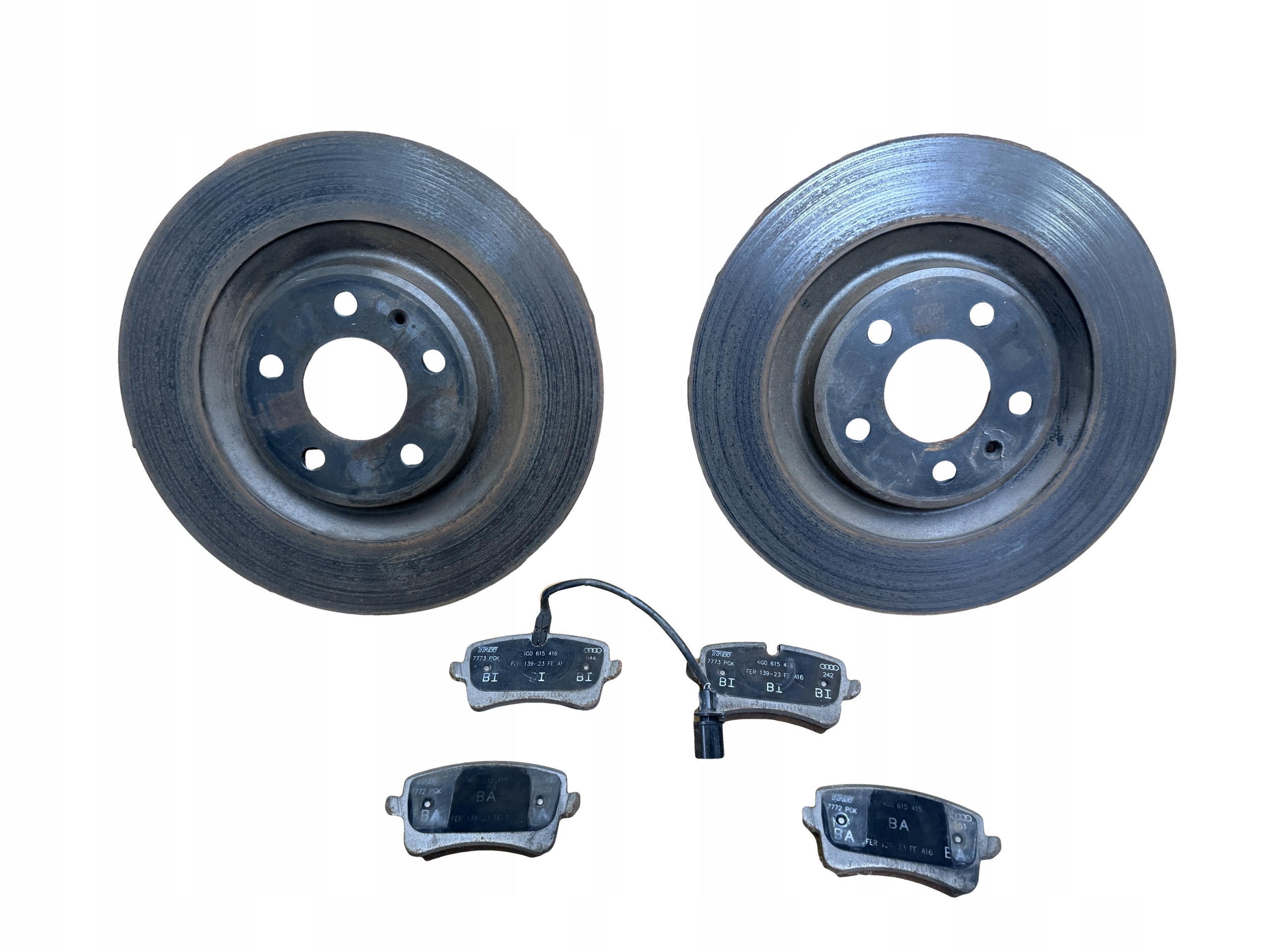 AUDI A8 4H D4 discs brake rear part 4H0615601K