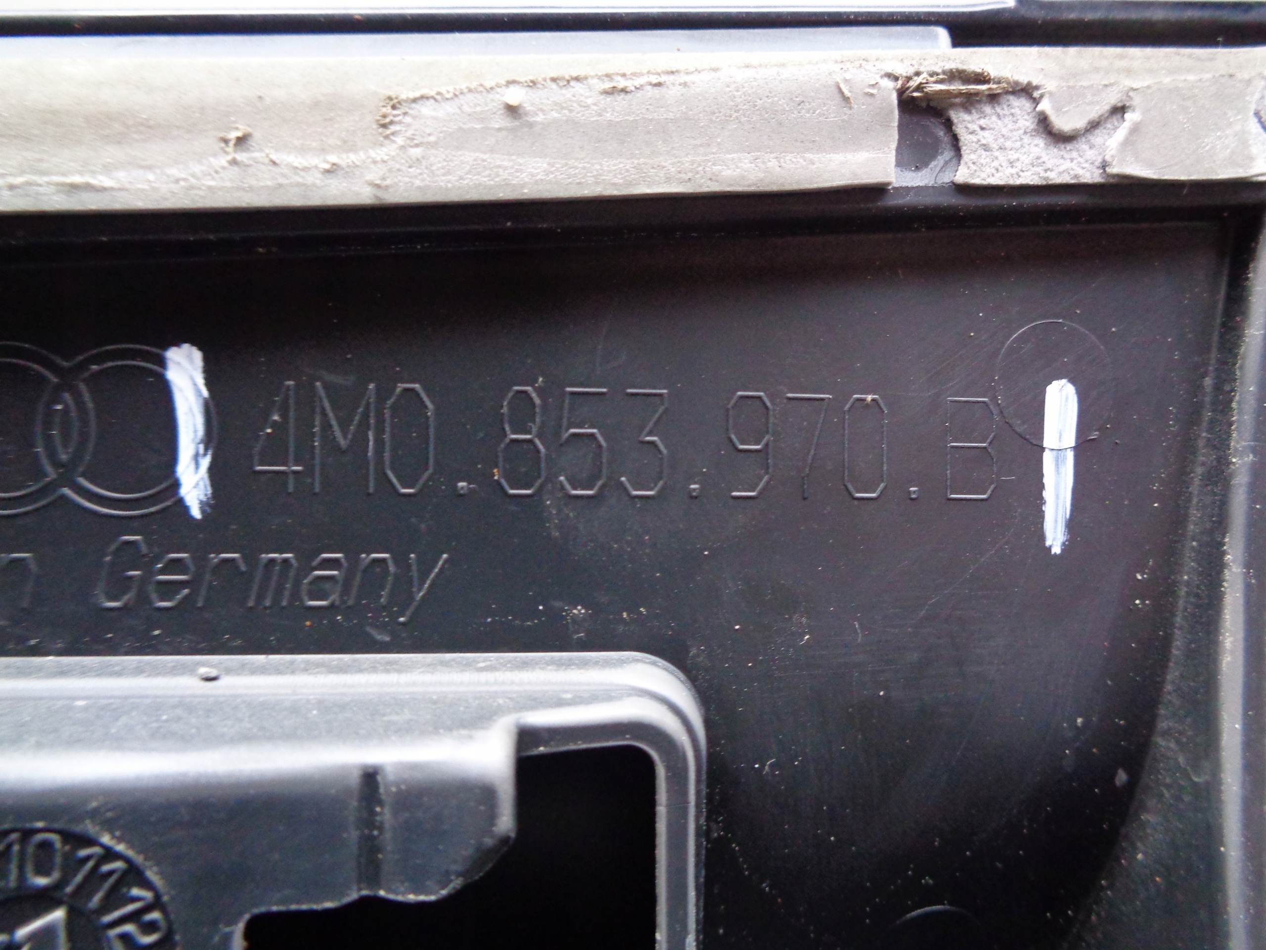 moulding door right rear AUDI Q7 II 4M0 4M 15
