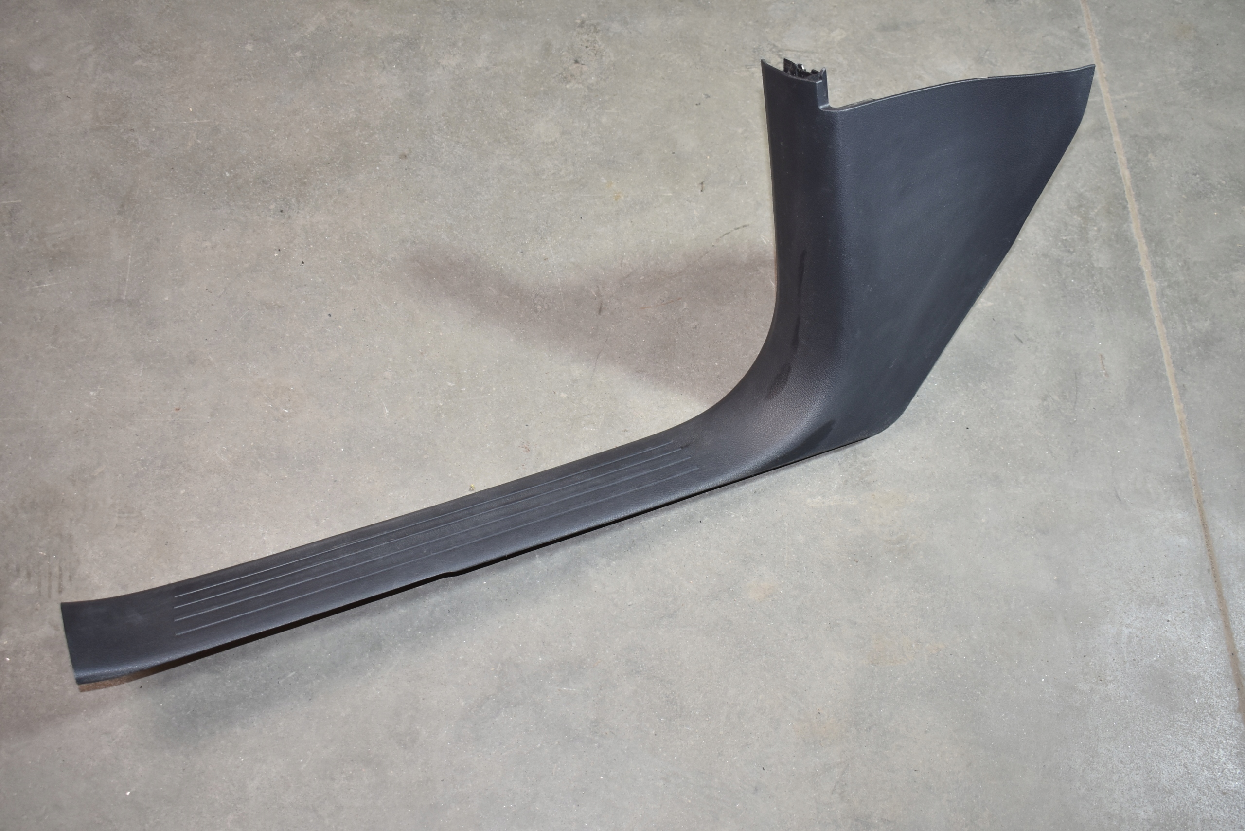 IDEALNA moulding cap threshold right MERCEDES X167 1