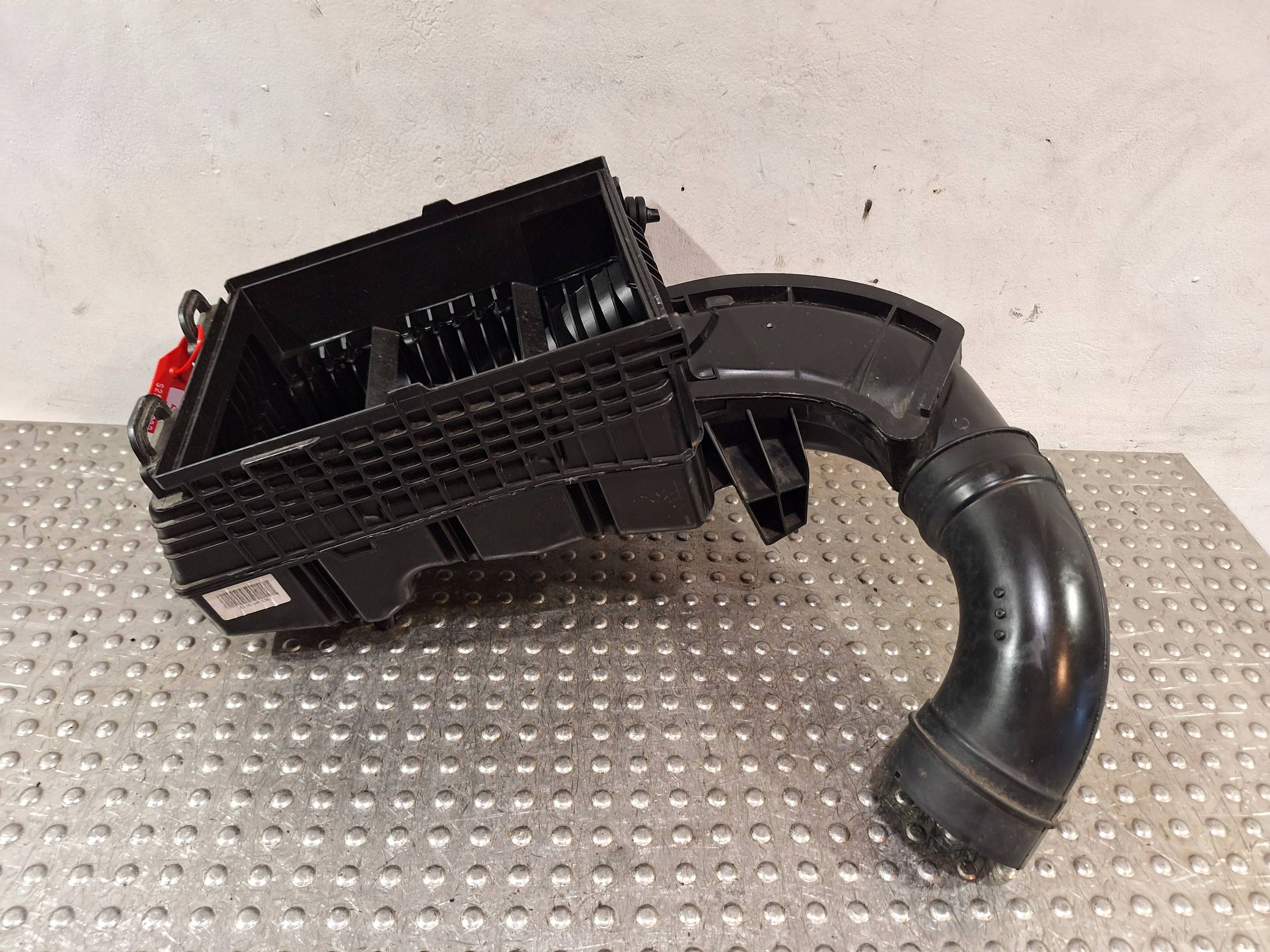 Gehäuse filter luft 8200545836 RENAULT LAGUNA III 2.0 DCI 07