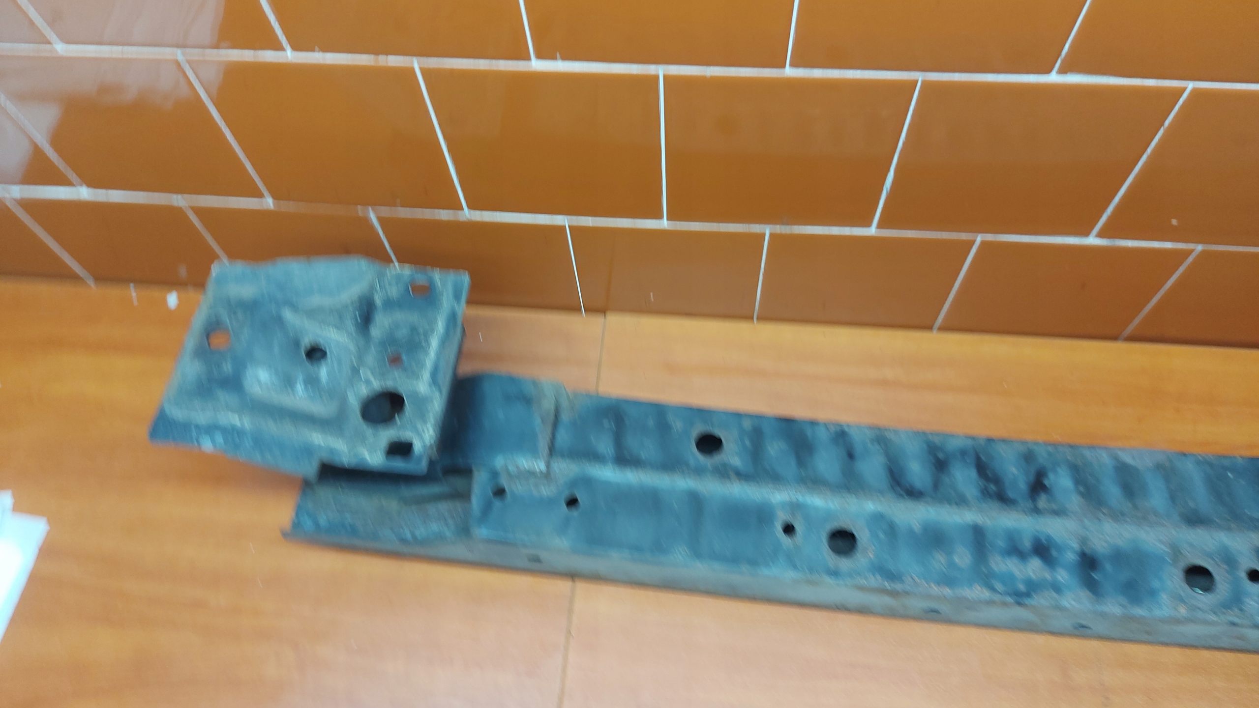 bumper support front front MITSUBISHI OUTLANDER and 01