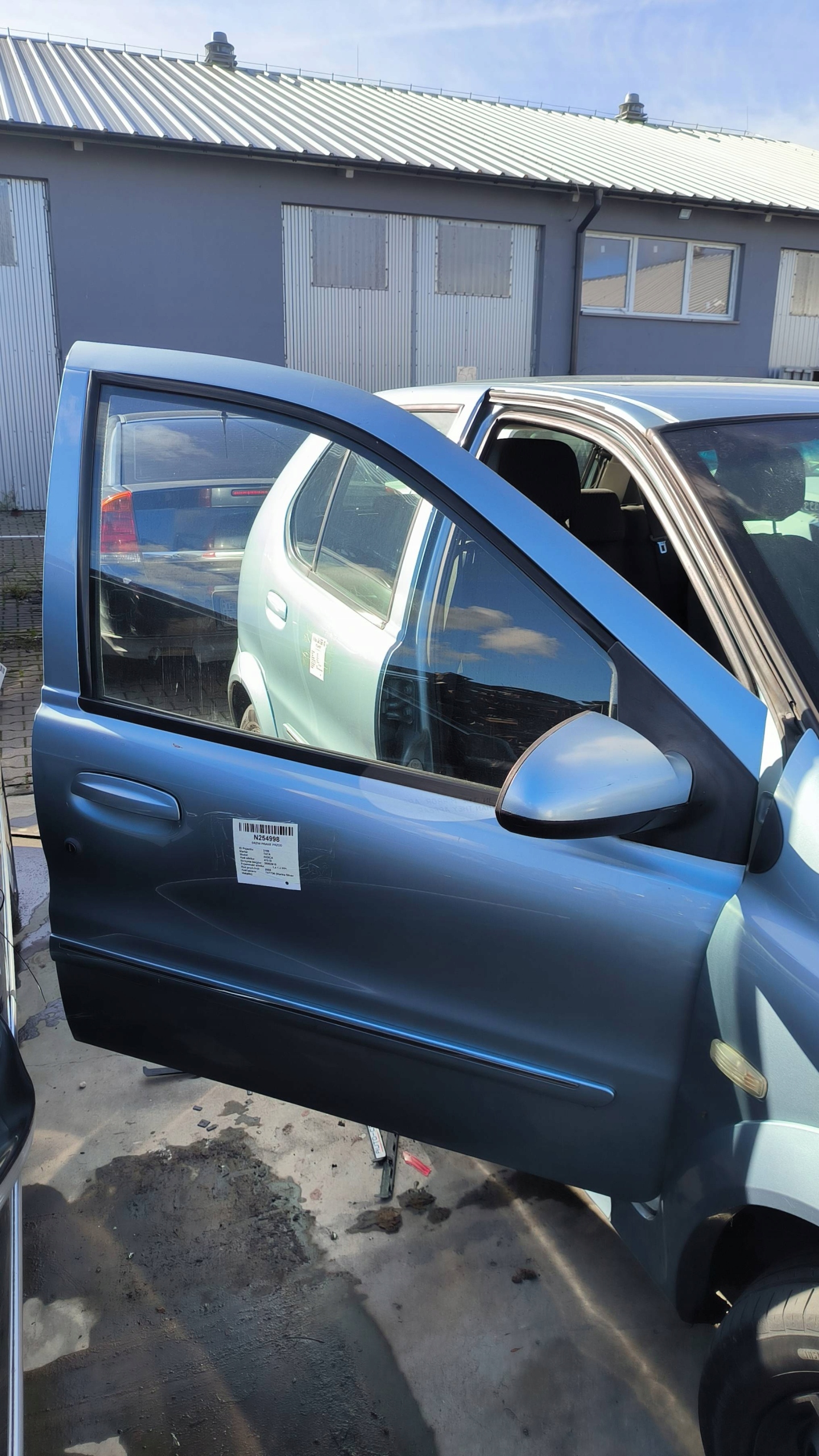door right front TATA INDICA