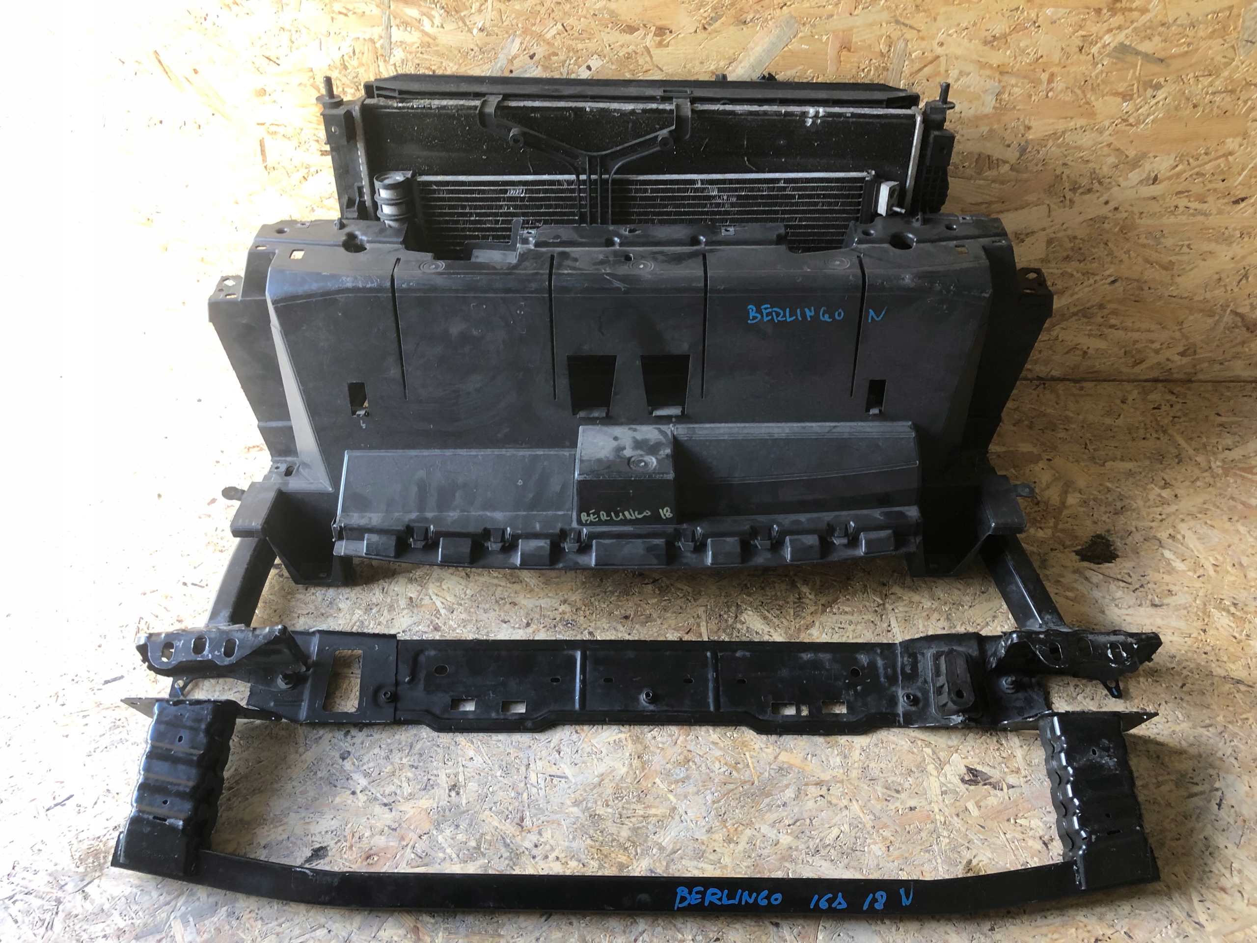 Pas Przedni chłodnice belka Citroen Berlingo IV 4 Rifter 1.6D