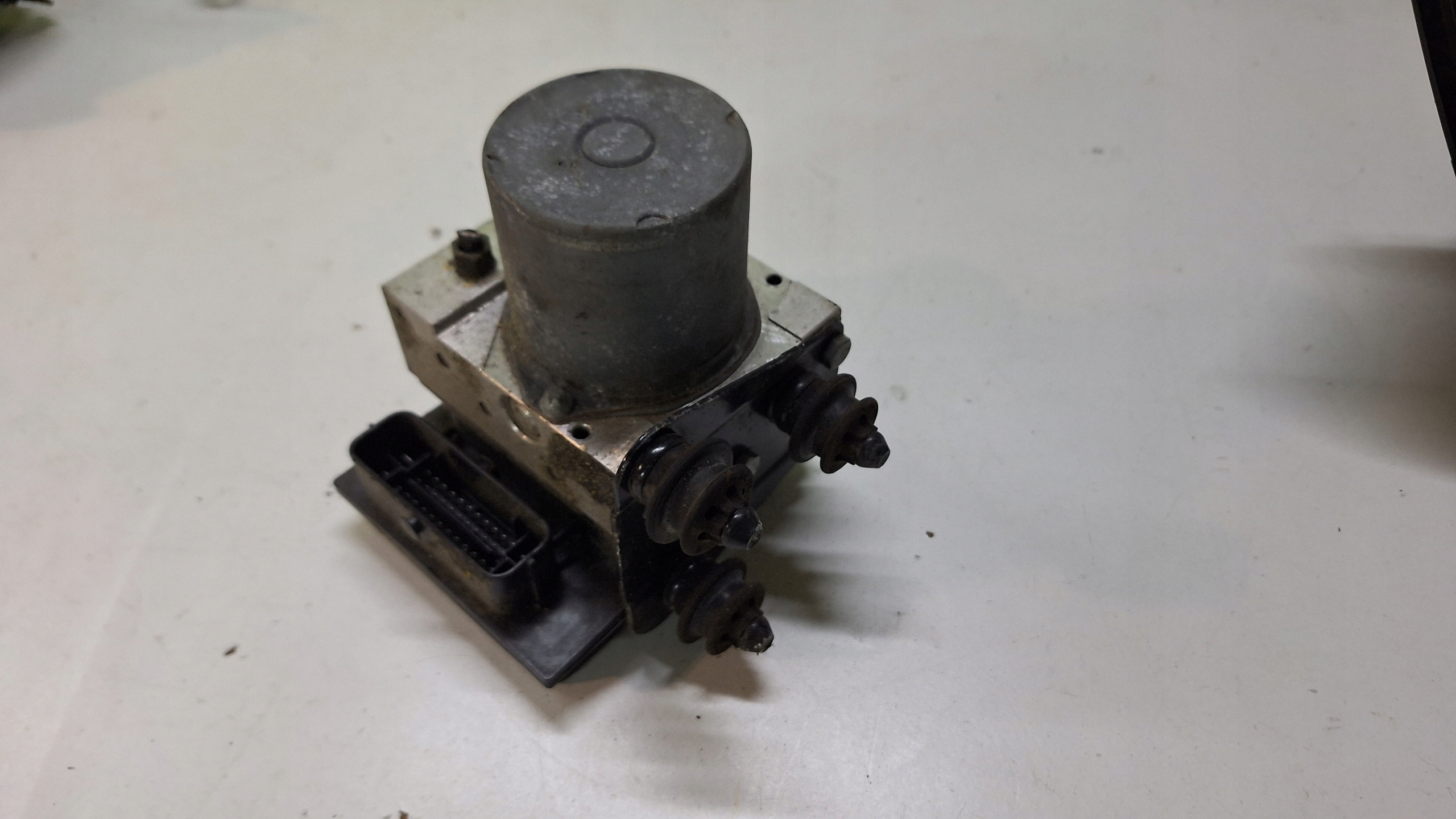 Audi A4 B8 A5 насос ABS 8K0907379BF