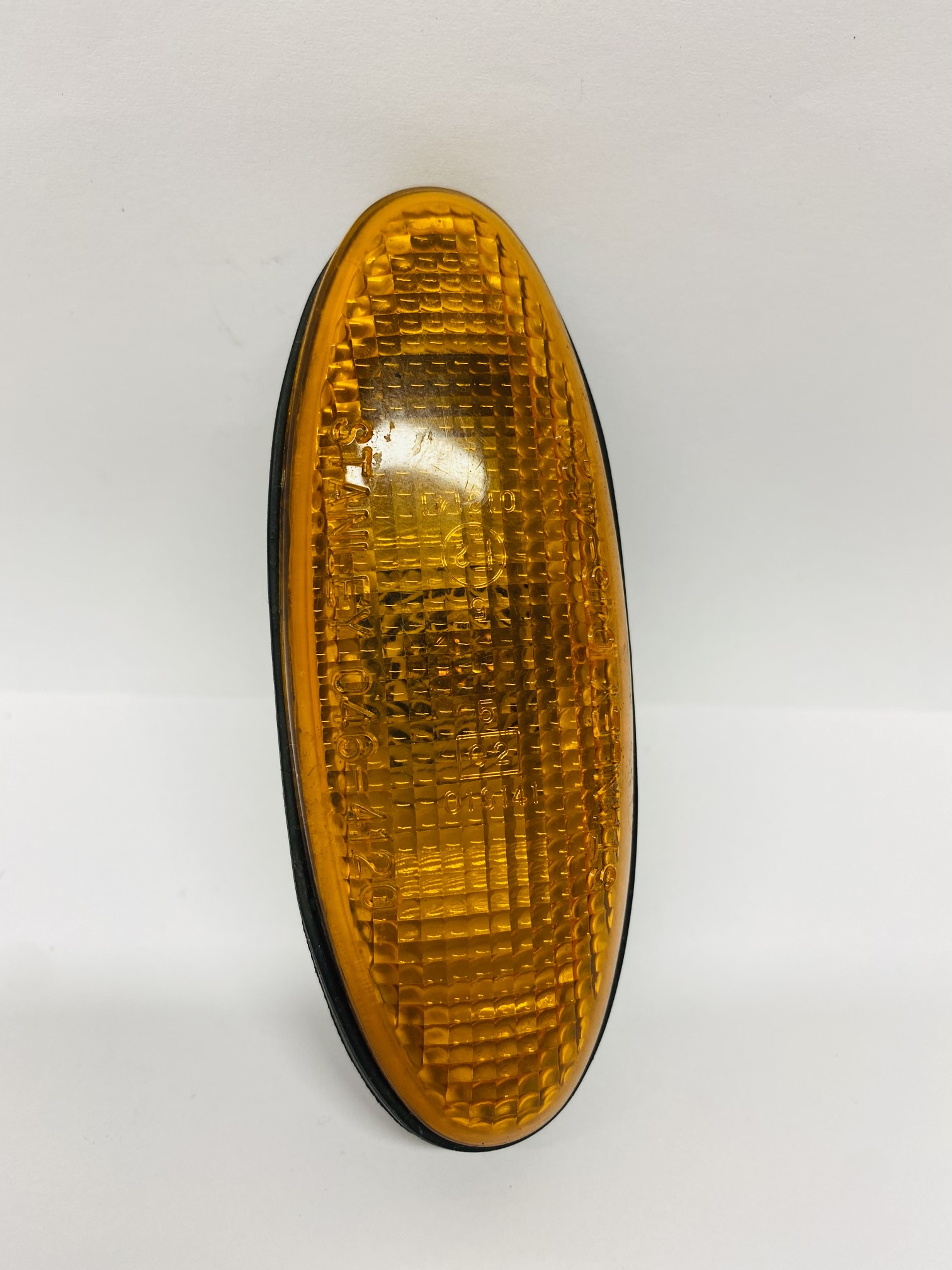 Indicateur de direction Aile MAZDA 323 046-4120