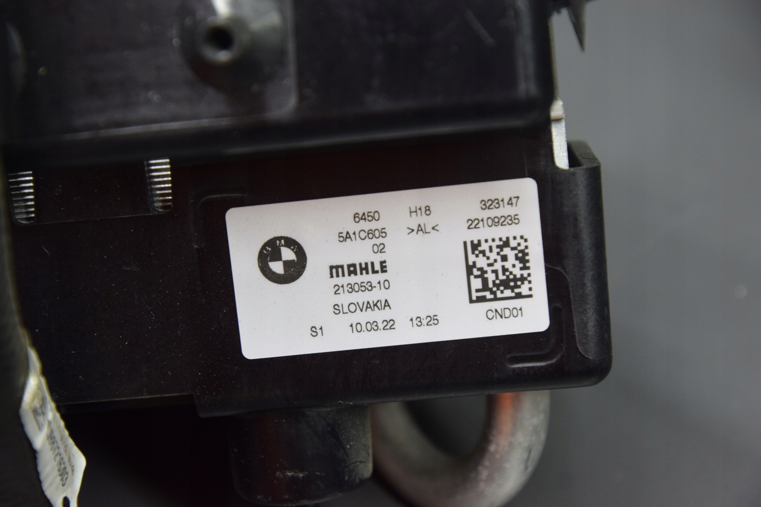 конденсатор кондиционера Радиатор BMW 5 G60 7 G70