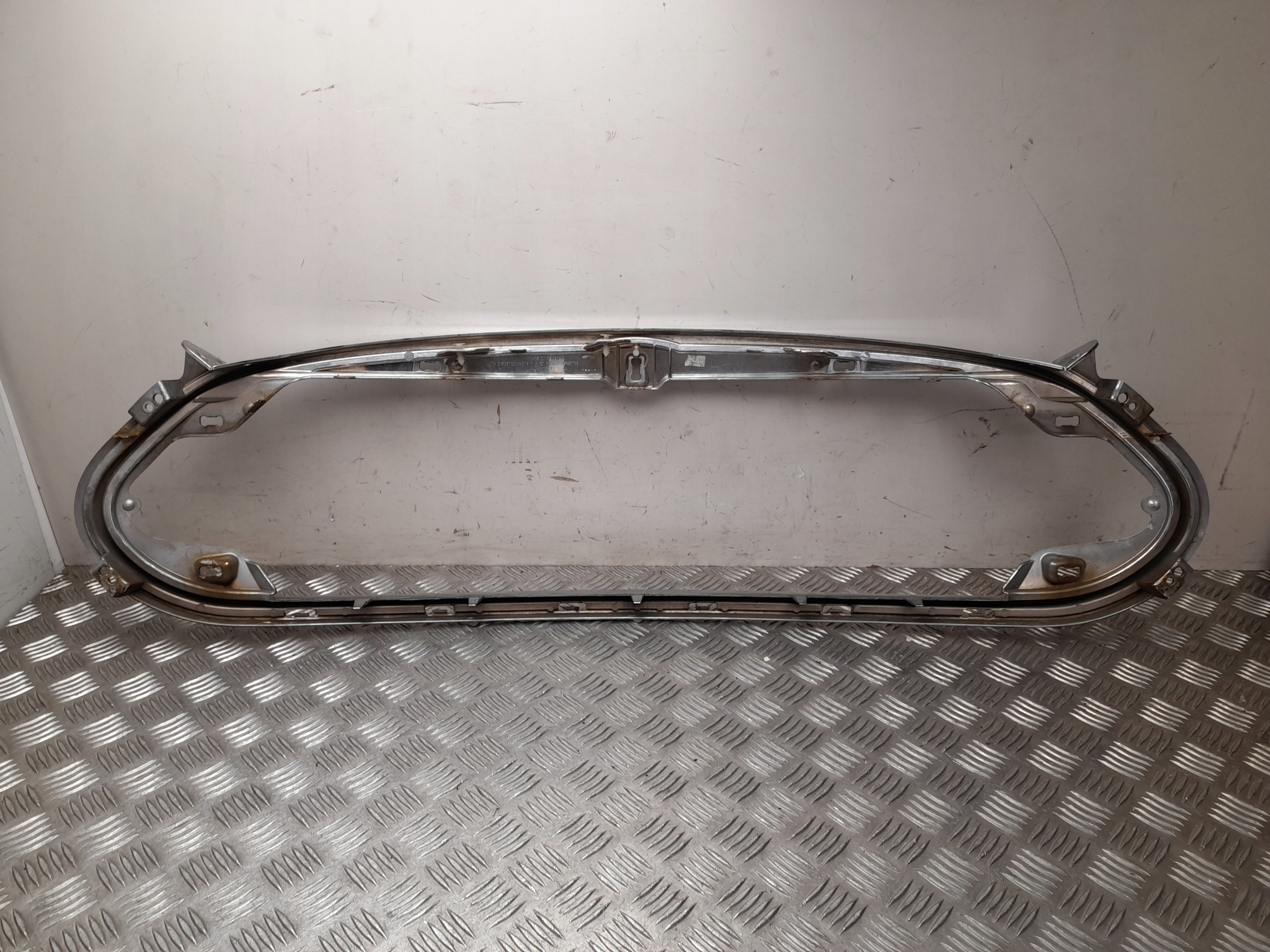 решетка радиатора tesla MODEL S 2016 101741400D