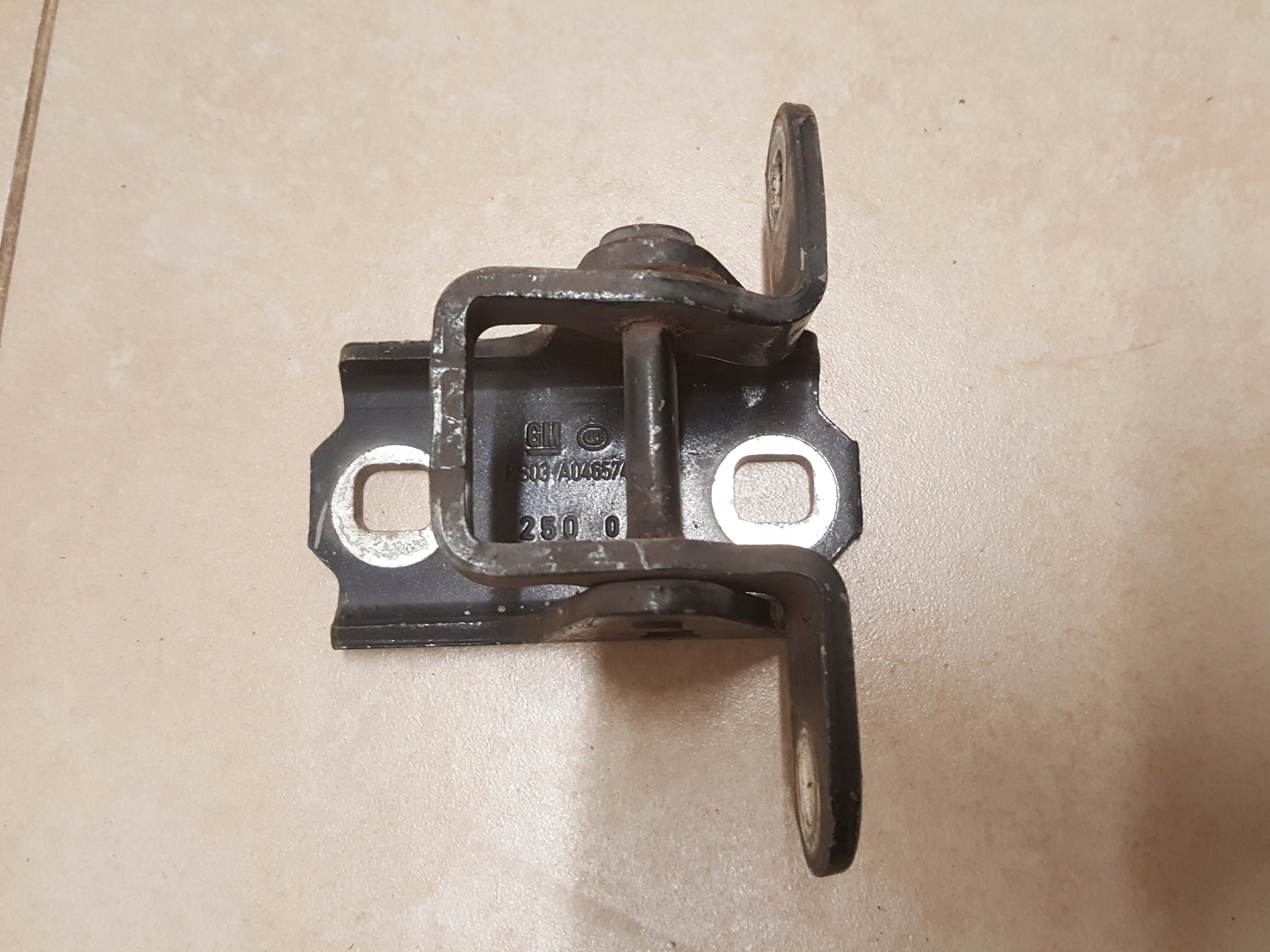 hinge door OPEL INSIGNIA A and 060 RLR ES03A046574