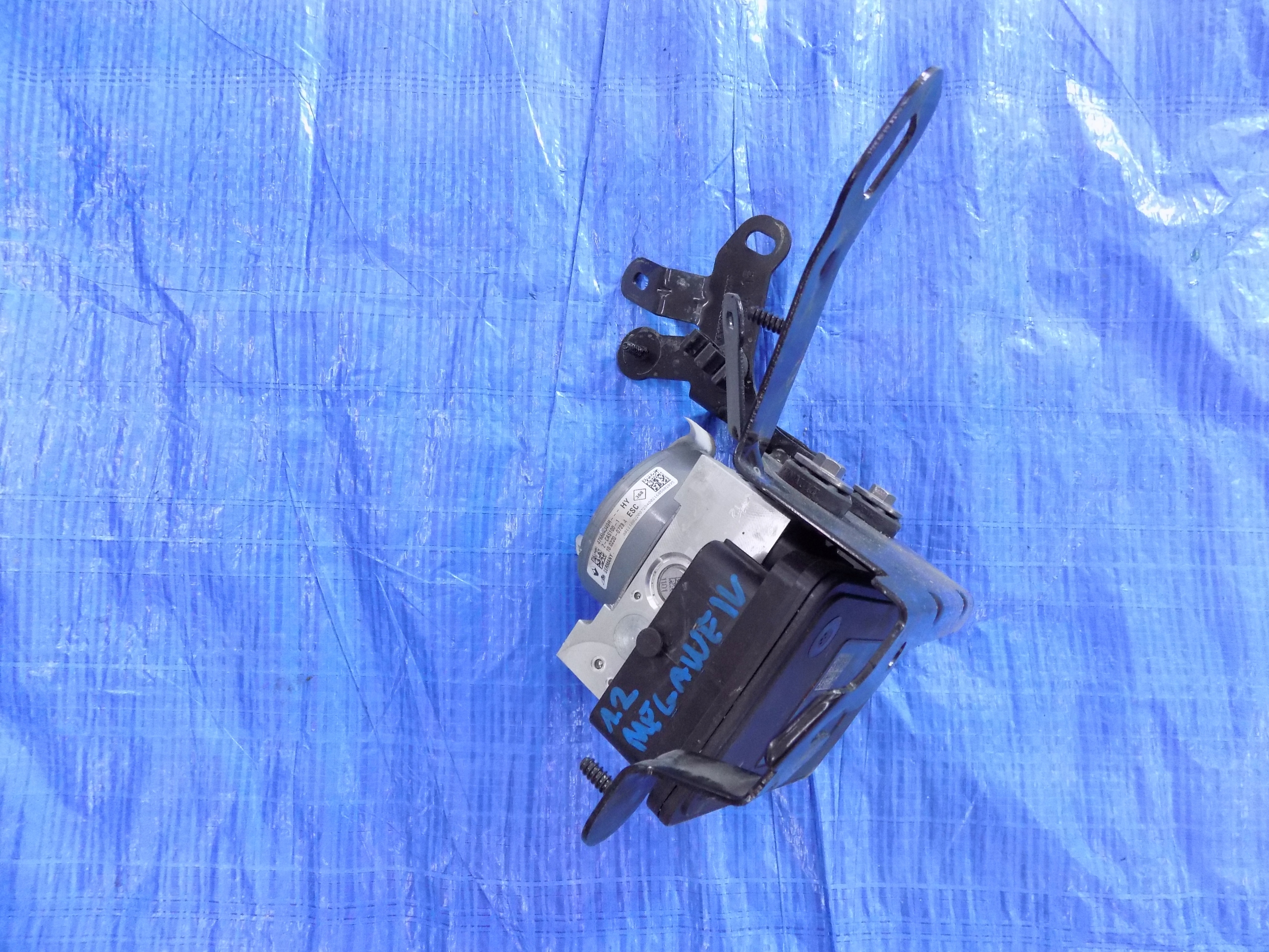 476604349R - НАСОС ABS RENAULT MEGANE IV 1,2 TCE