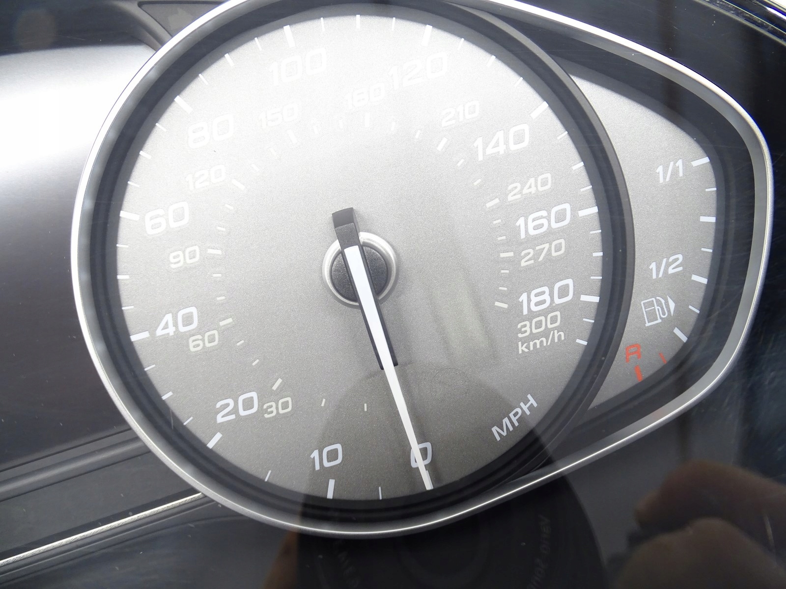 dials clock dials AUDI S8 UK 4H0920811G
