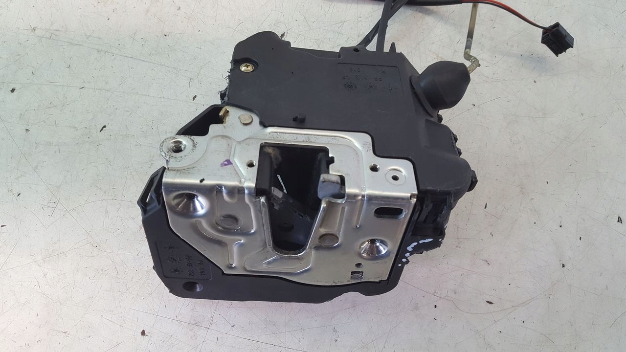 lock rear part rear right Mercedes W203 2,2 CDI
