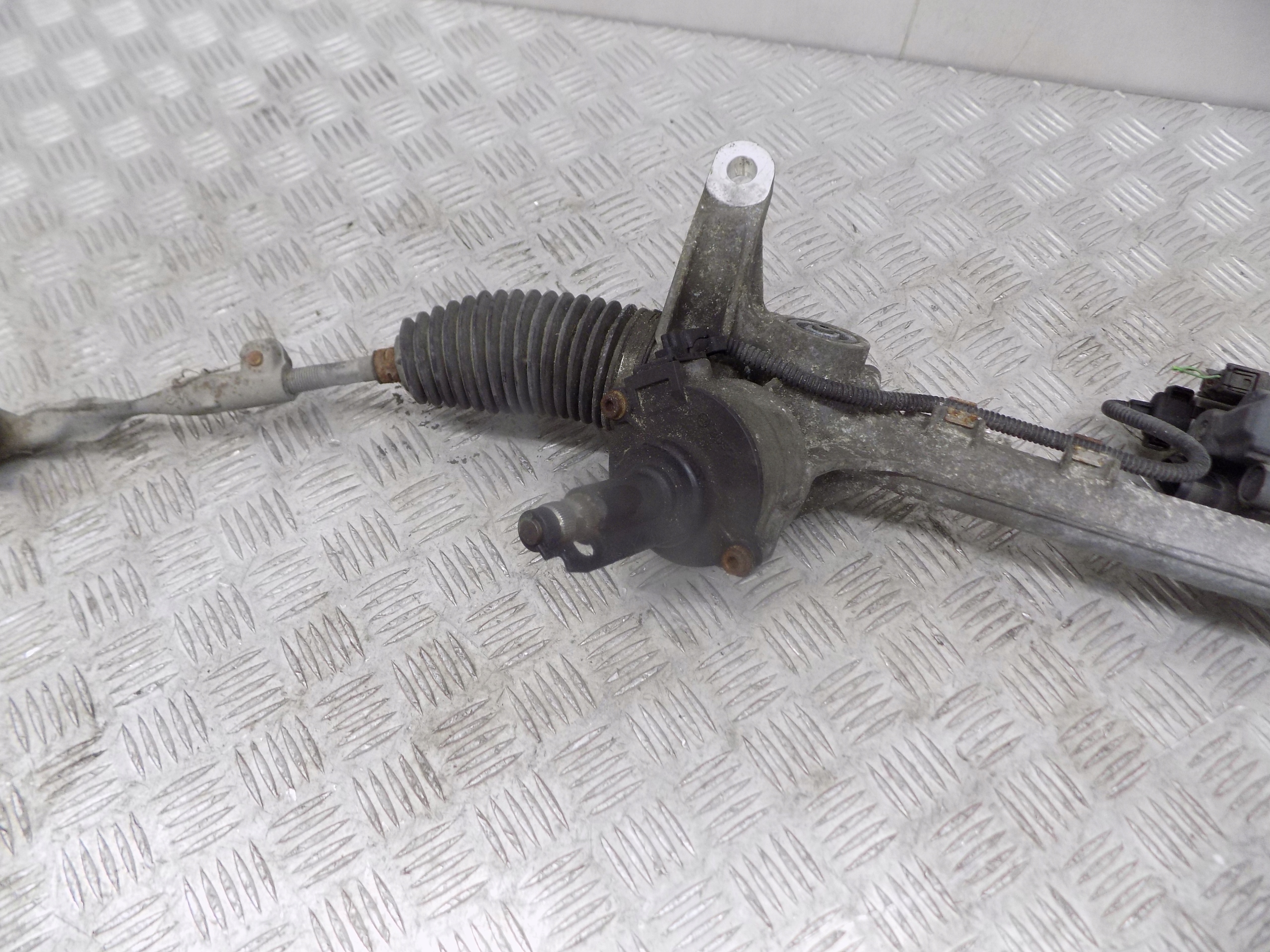 BMW G30 G31 servo control 6886604