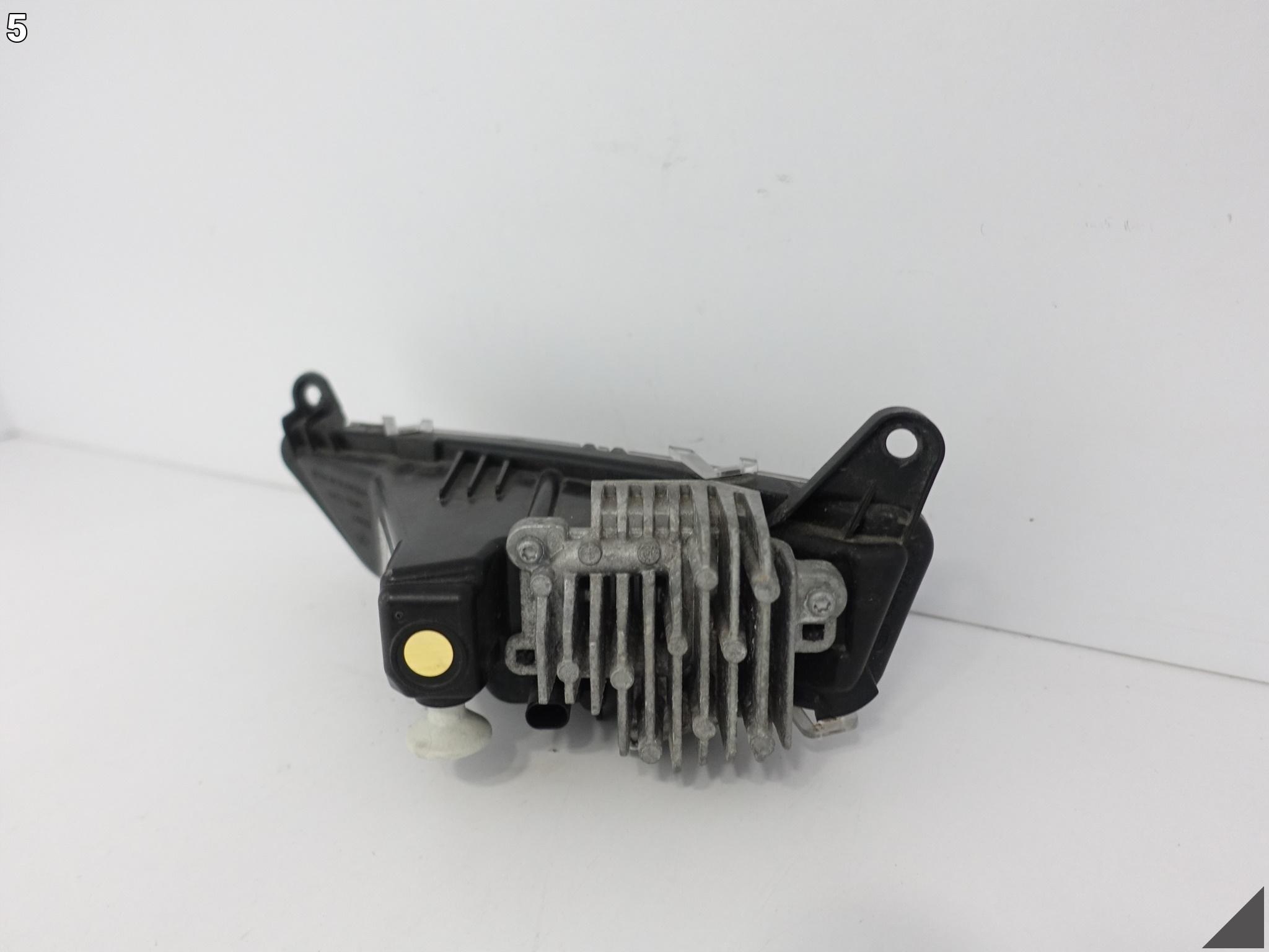 RANGE ROVER EVOQUE 2 L551 18- light fog light LED fog lights right front