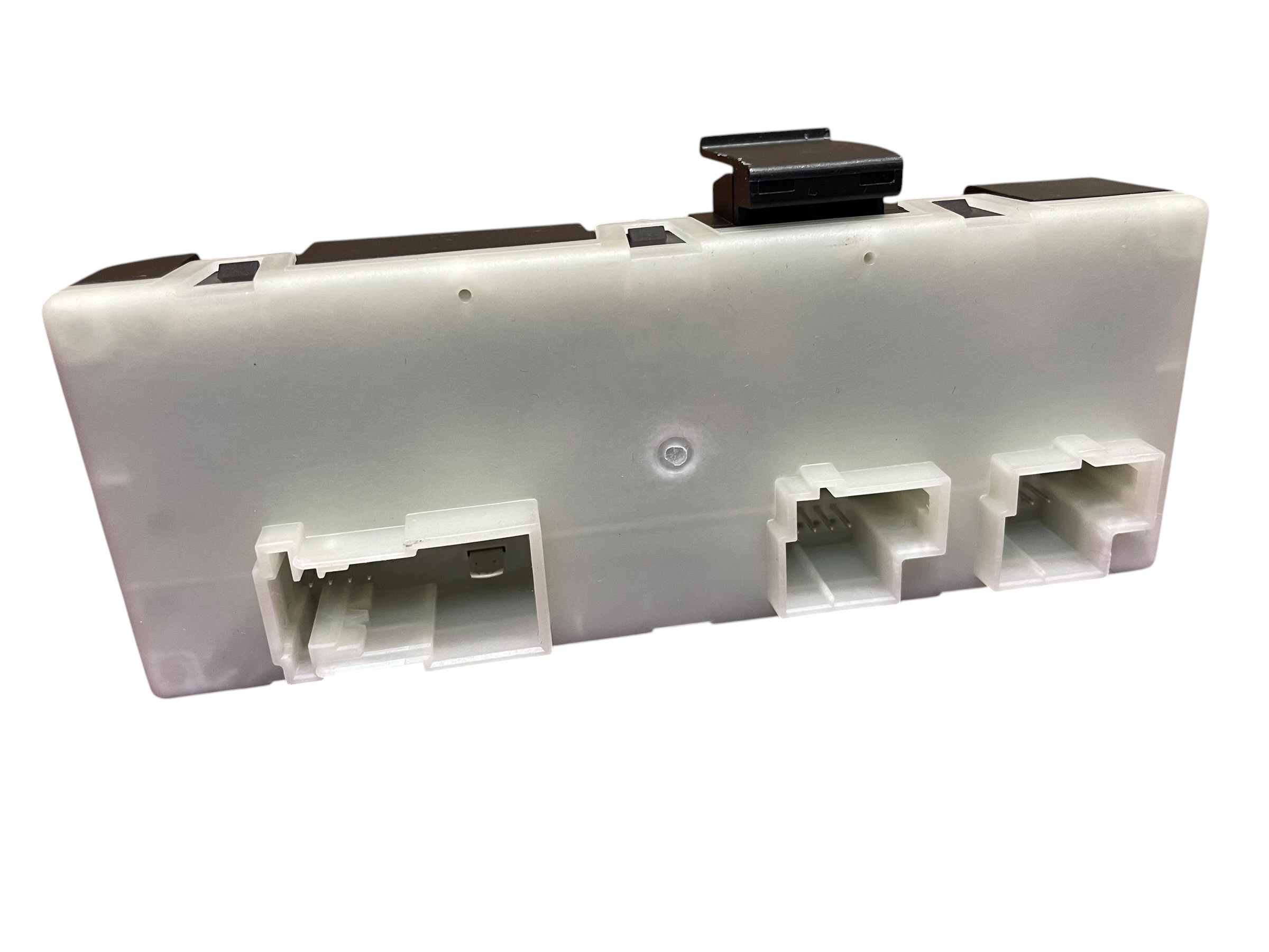 module unité de commande électronique uce du capot coffre BMW G16 G20 G22 G26 G30 X3 G01 G08 F40 F90