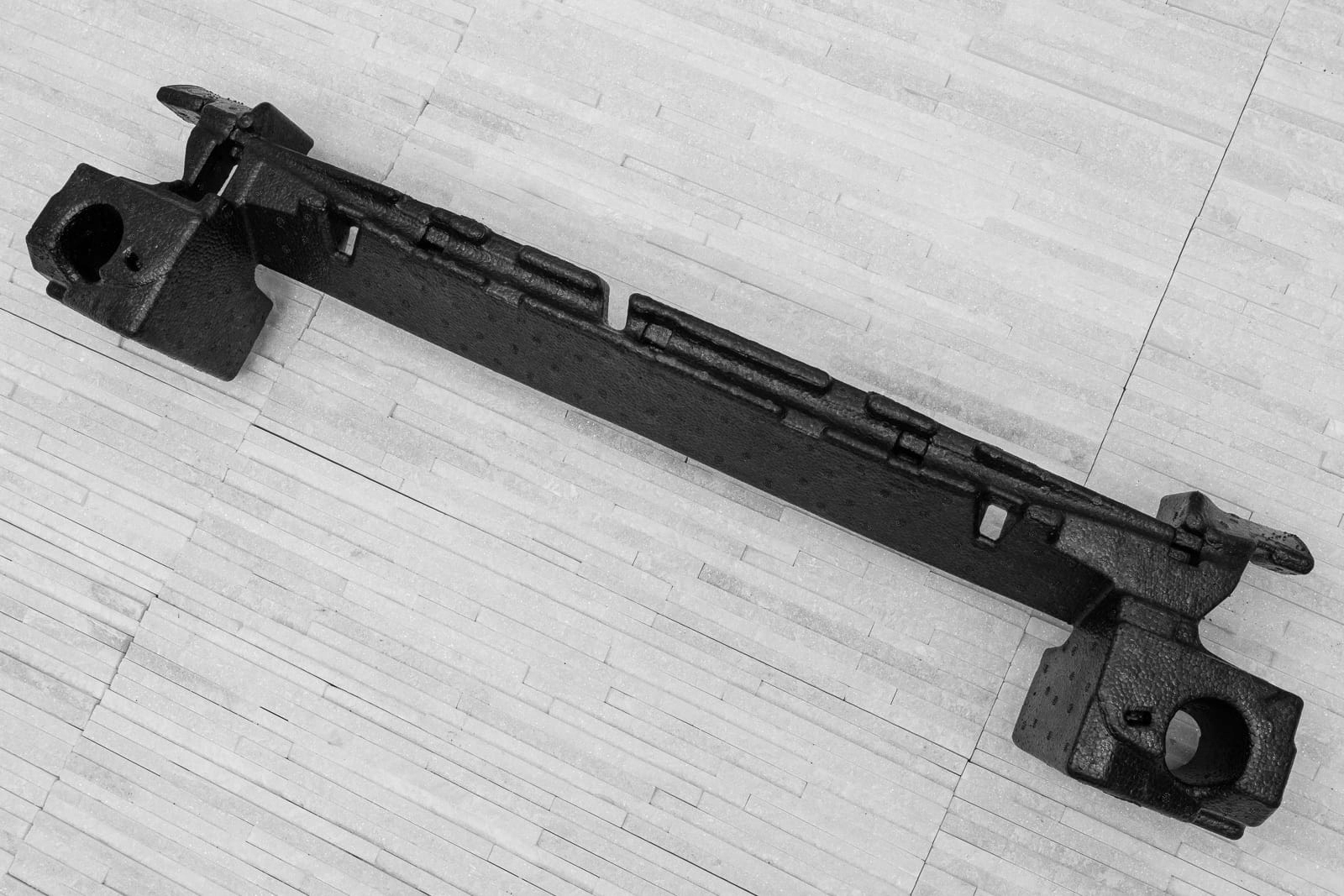 ABSORBER PRZEDNIEGO ZDERZAKA A2928850837 MERCEDES GLE W166 AMG 2015-2019 Strona zabudowy przód