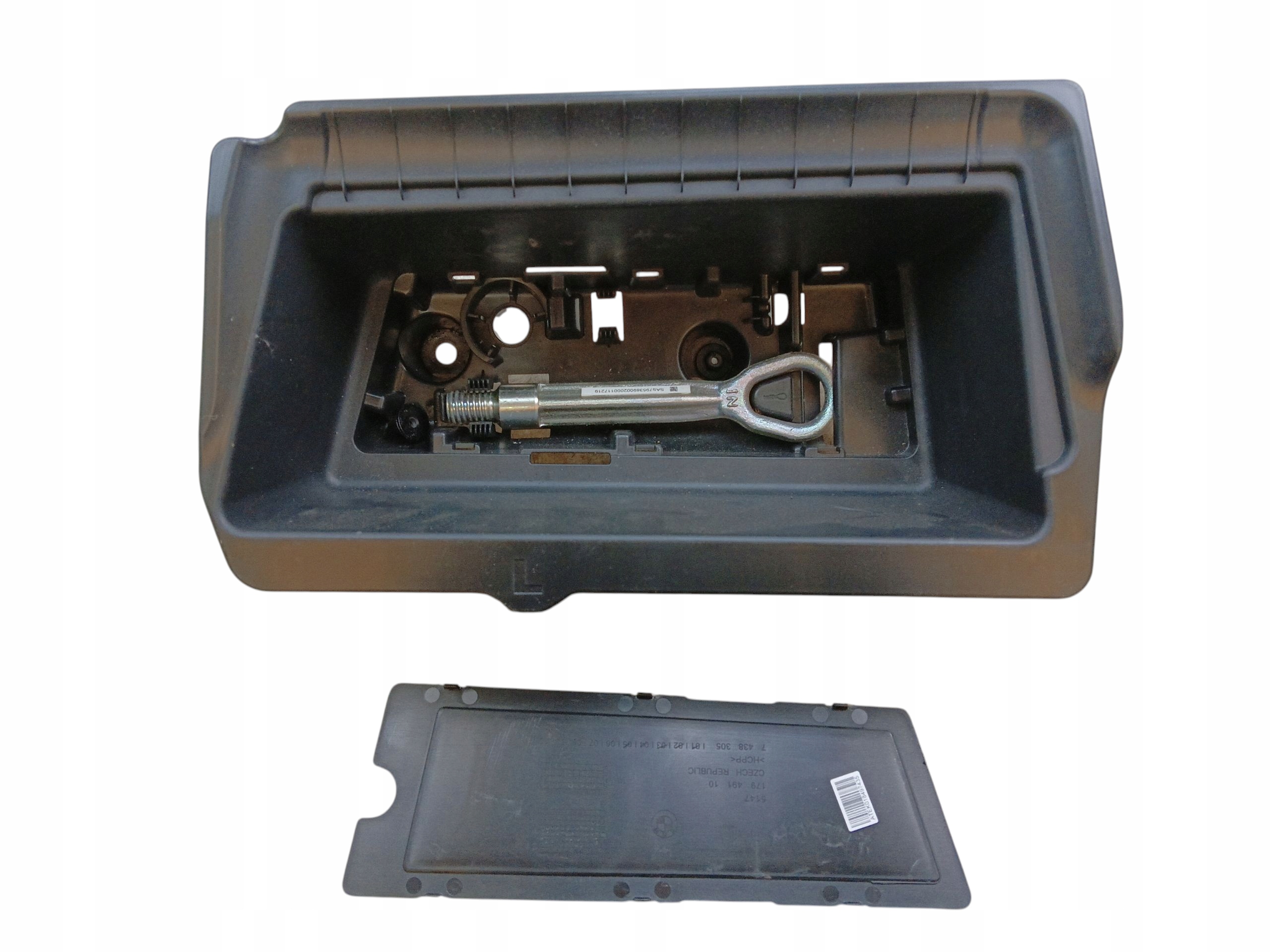 passenger compartment boot floor well BMW i4 G26 GRAN COUPE 7951241