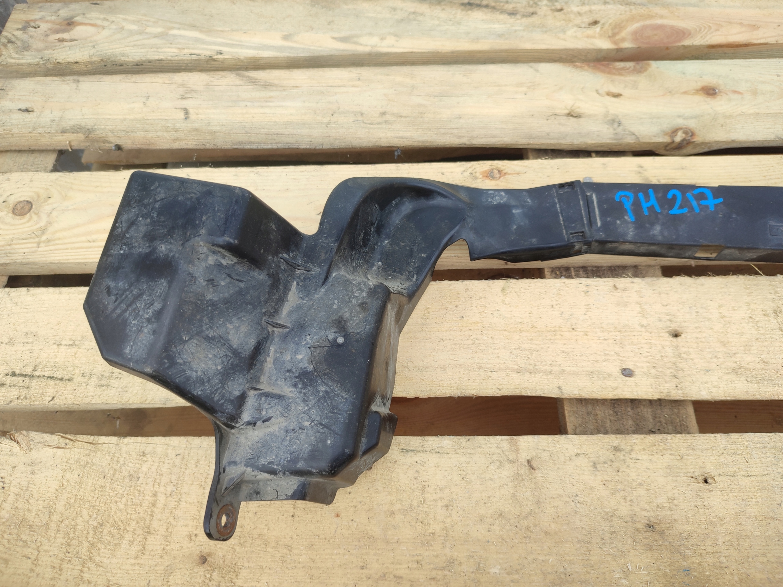 VW GOLF VI obal kryt POMPY ABS 1K1614321B
