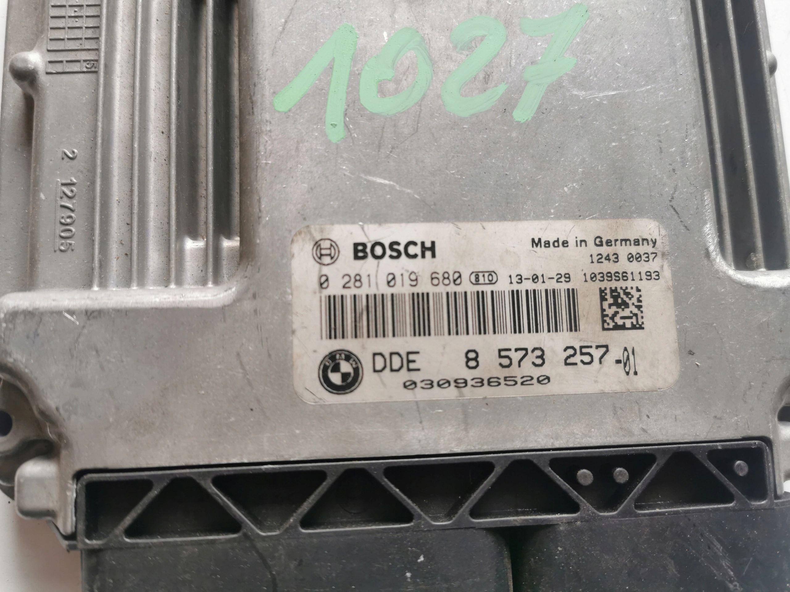 BMW 3 2.0D 0281019680 DDE8573257-01 computer ECU