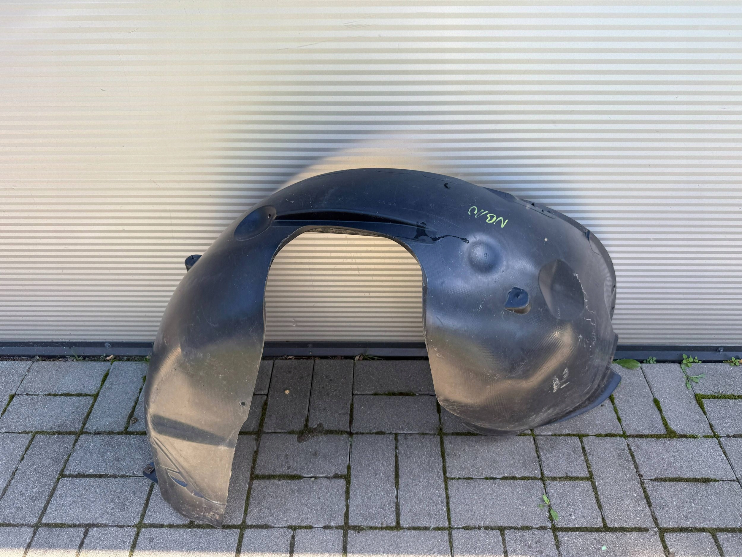 Volvo S40 08- mudguard right front front