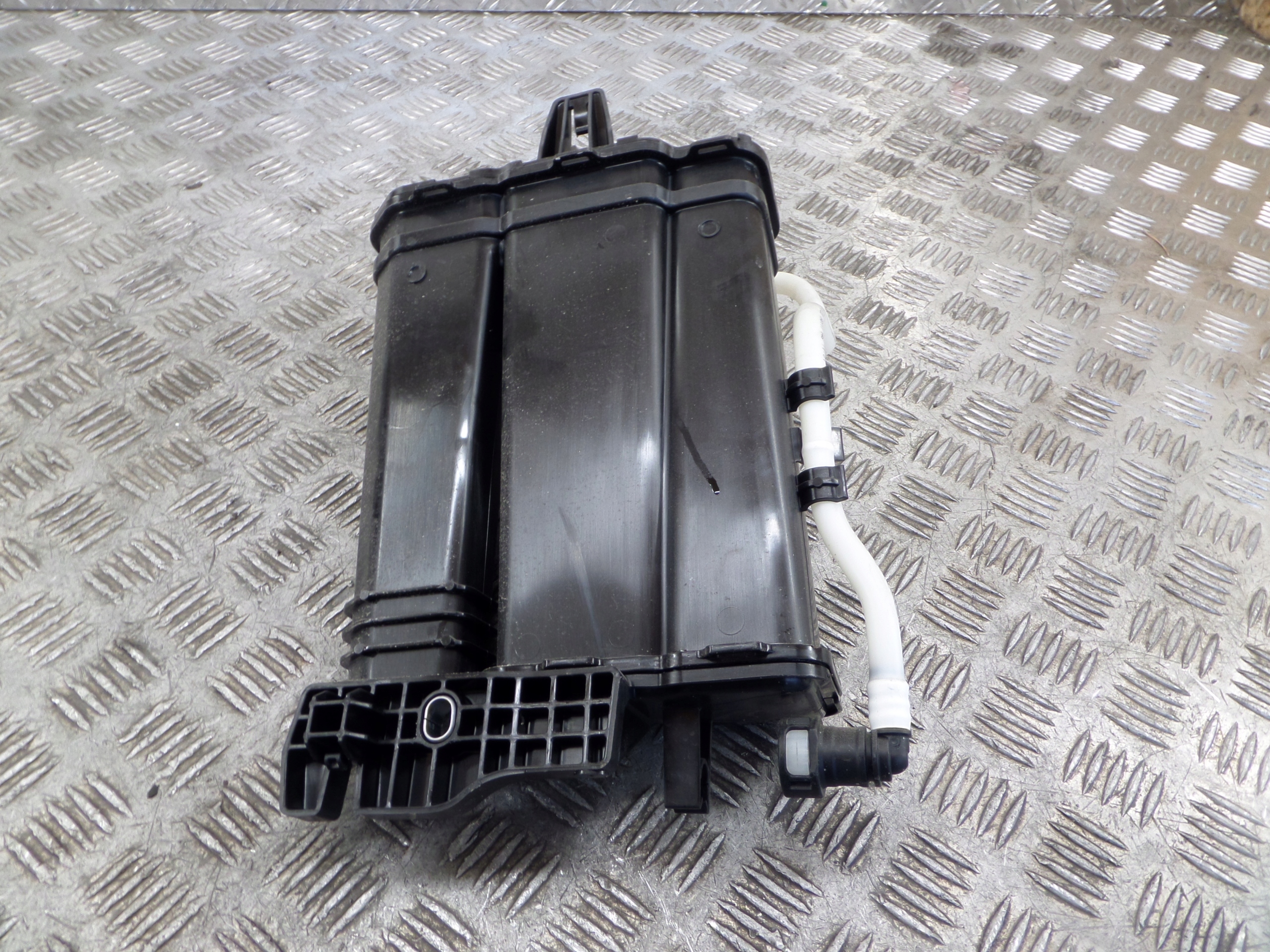 VW SKODA SEAT AUDI A1 uhlíkový filtr 2Q0201801A 2Q0196B originál