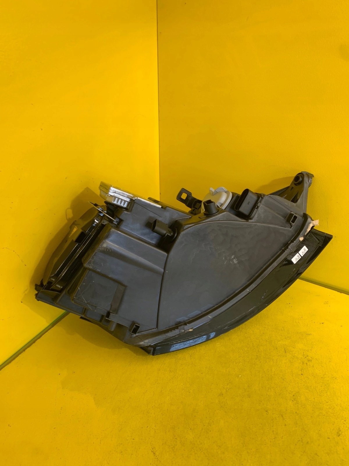 LIGHT LEFT FRONT AUDI TT 8N XENON 98-06 USA