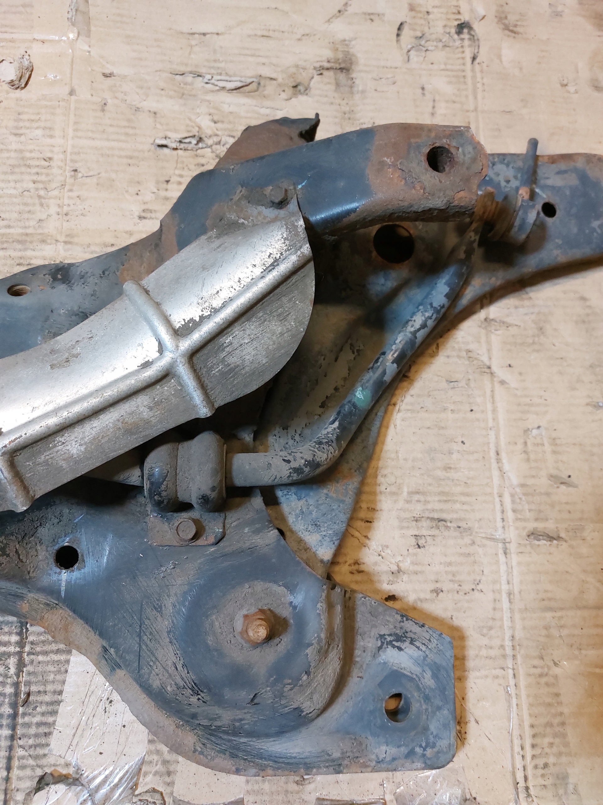 axle beam subframe front HYUNDAI i10