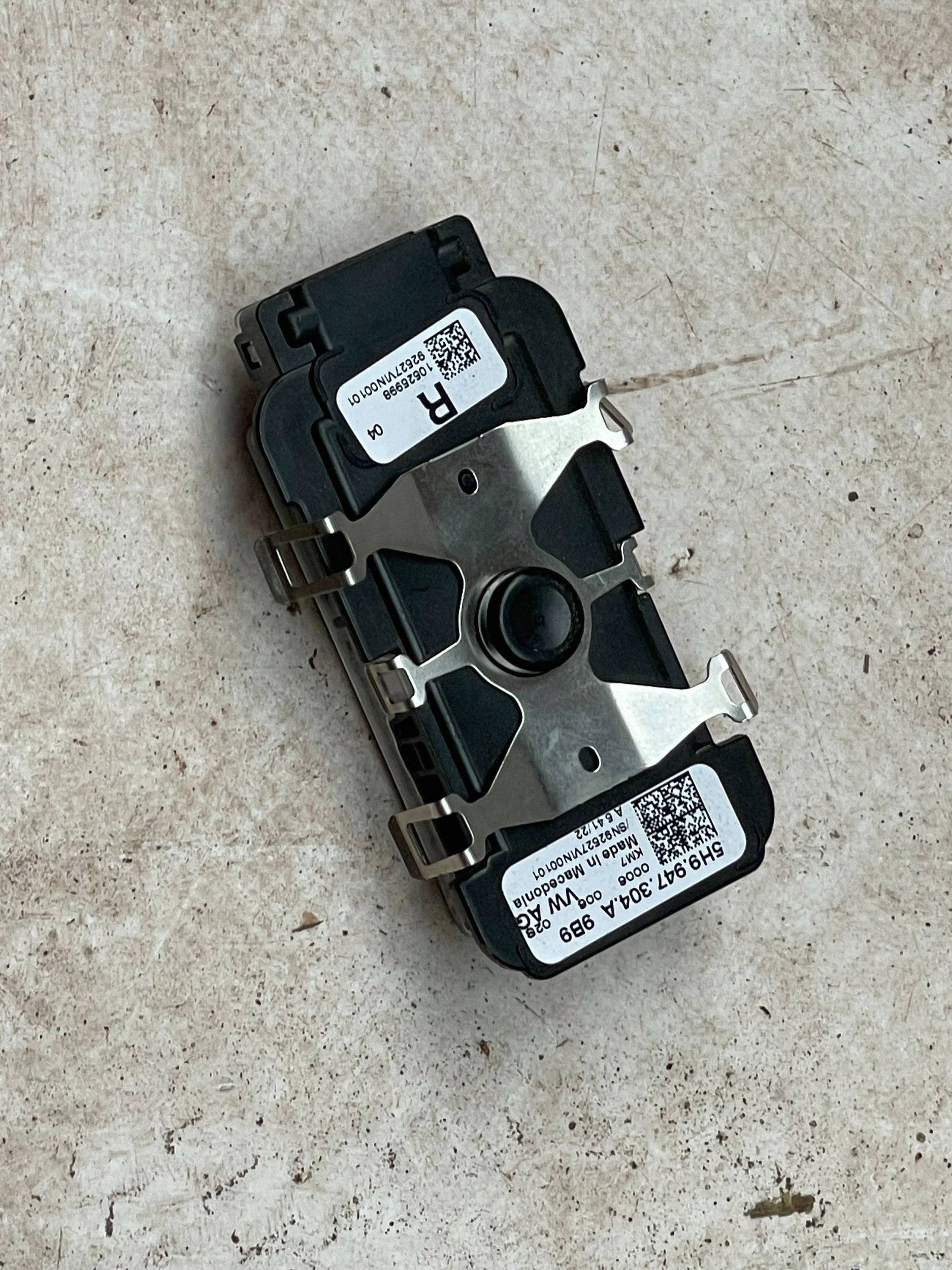 OSWIETLENIE interna SKODA OCTAVIA MK4 5H9947304A @M