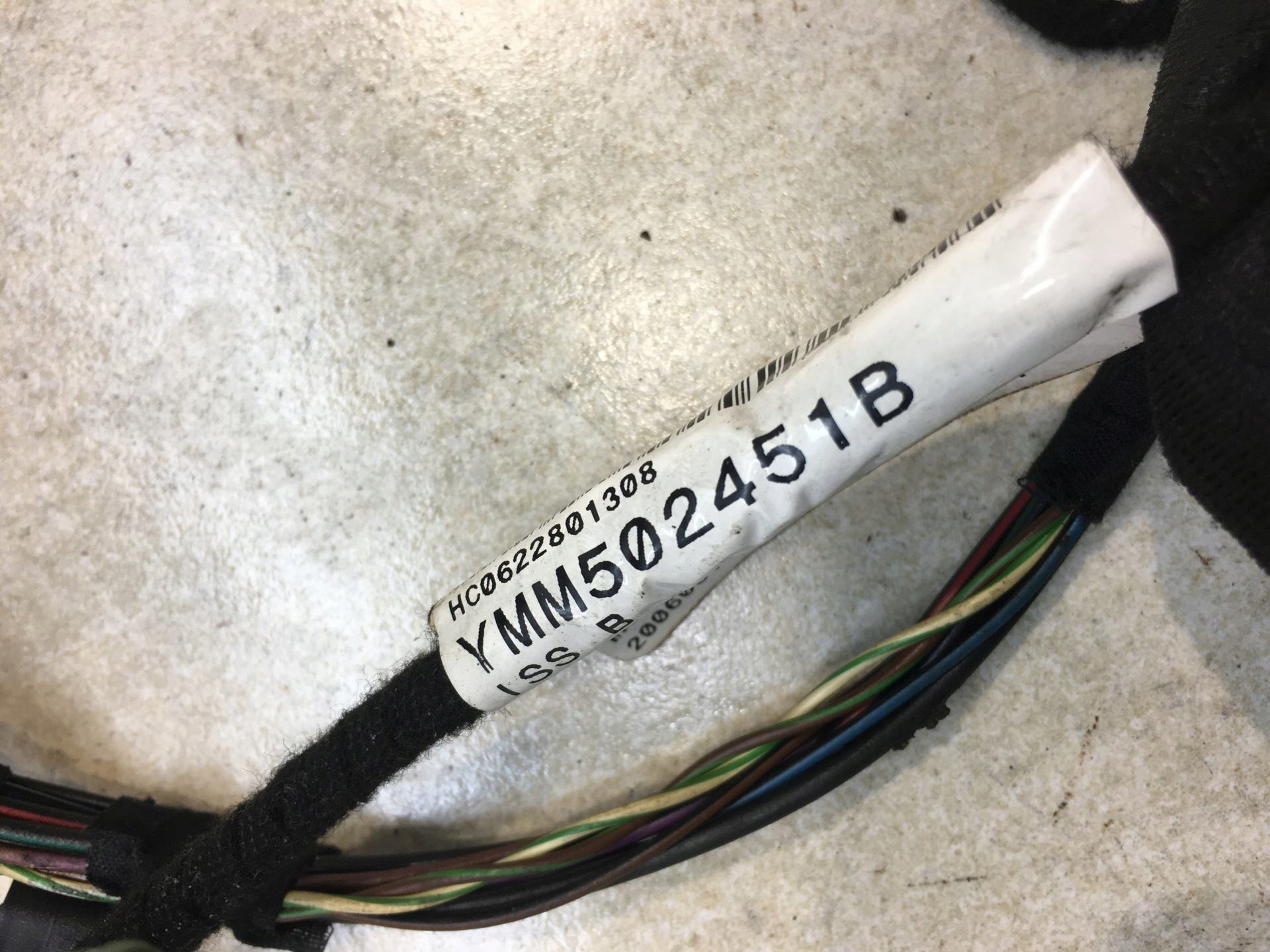 bundle door left front DISCOVERY III YMM502451B