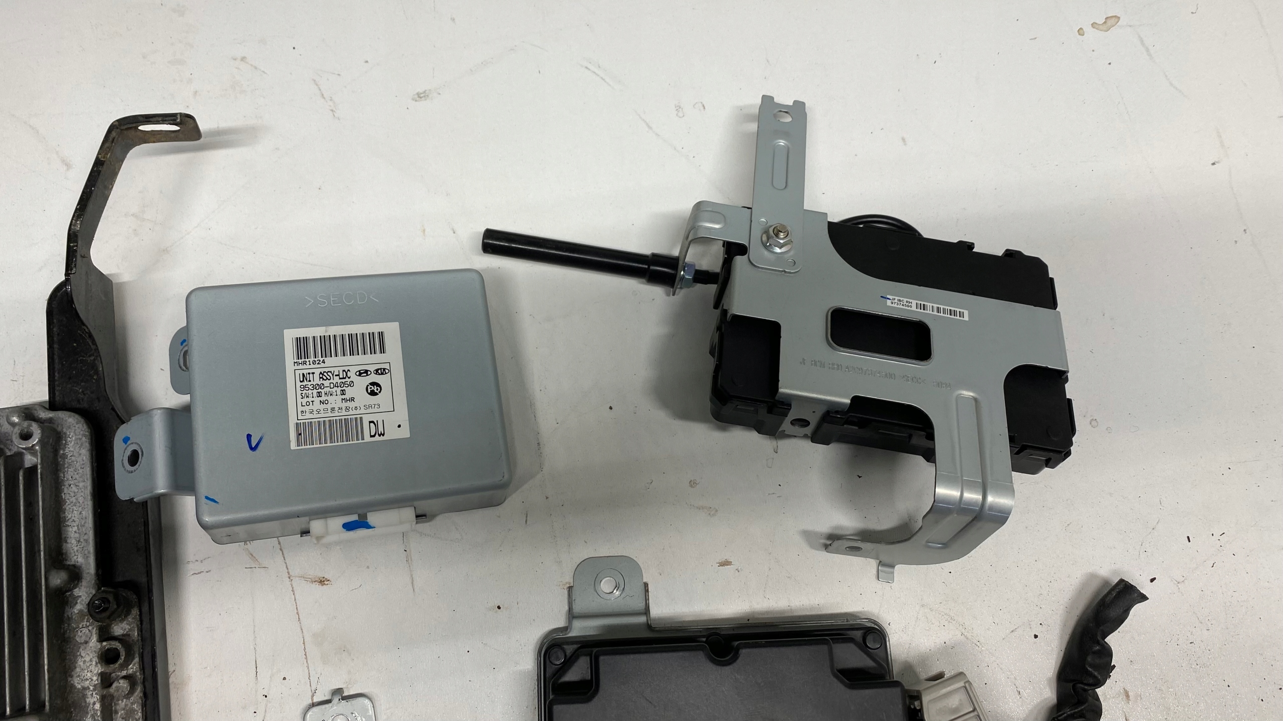 KIA OPTIMA IV 1.7 CRDI AUTOMAT running board STARTOWY control unit ignition module