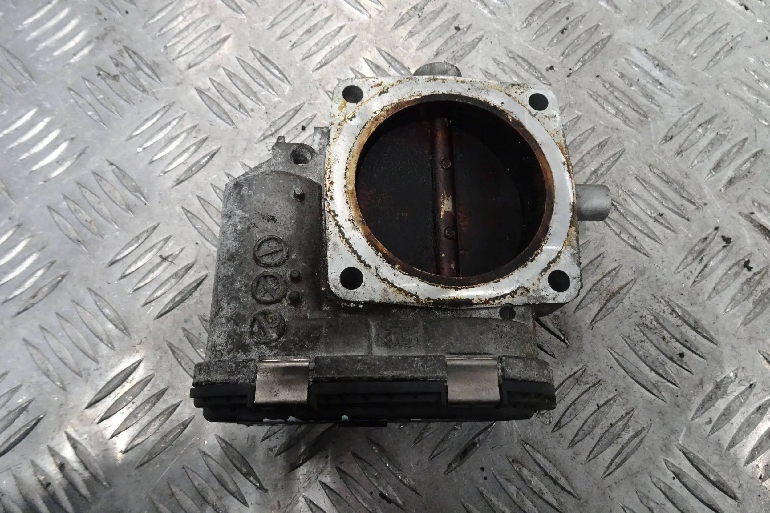 CHRYSLER CROSSFIRE 3.2 b ДРОССЕЛЬНАЯ ЗАСЛОНКА 02-