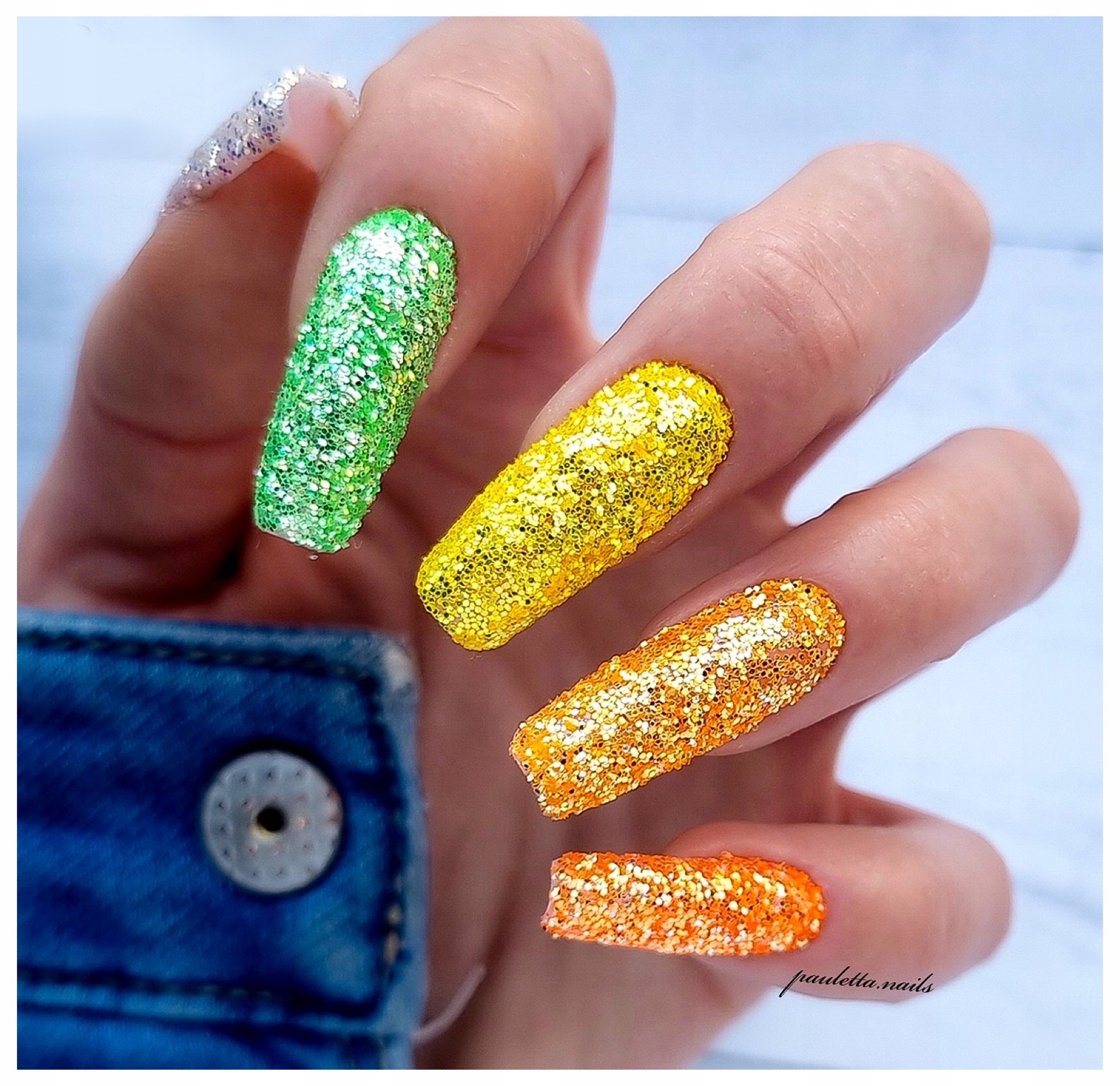 Pyłek holograficzny PIXIE NEON DUST 08-deep orange Marka Raisin