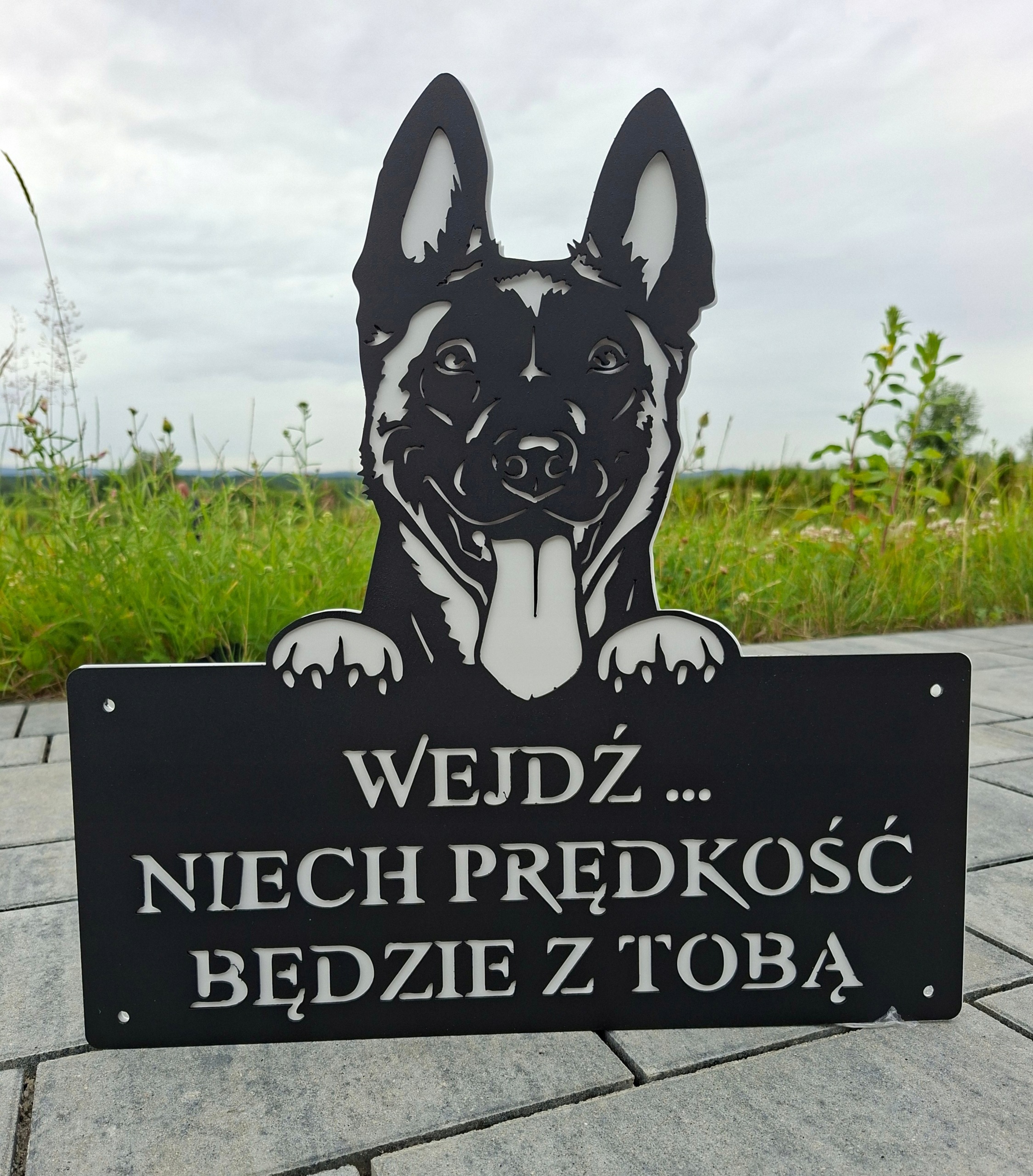 Tabuľka na bránku s výstražným plotom, zábavná belgická ovčiak