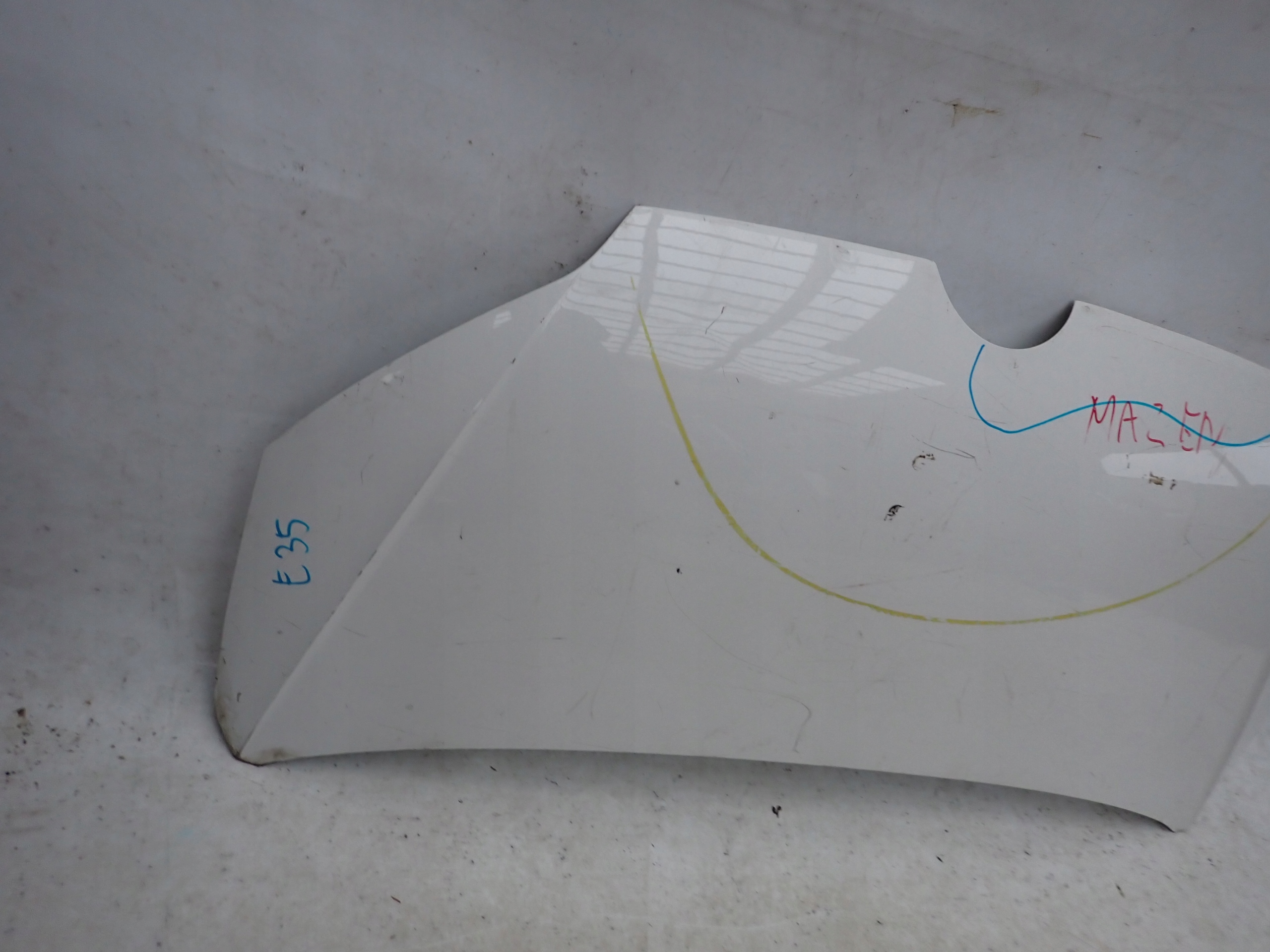 VW UP LIFT 16- bonnet