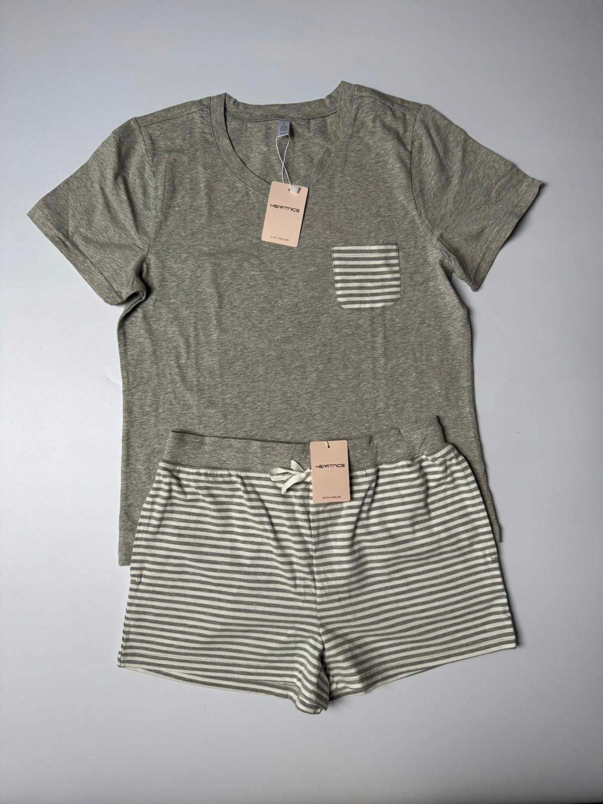 PIŻAMA DAMSKA DWUCZĘŚCIOWA BAWEŁNIANA SZARA L Model w paski