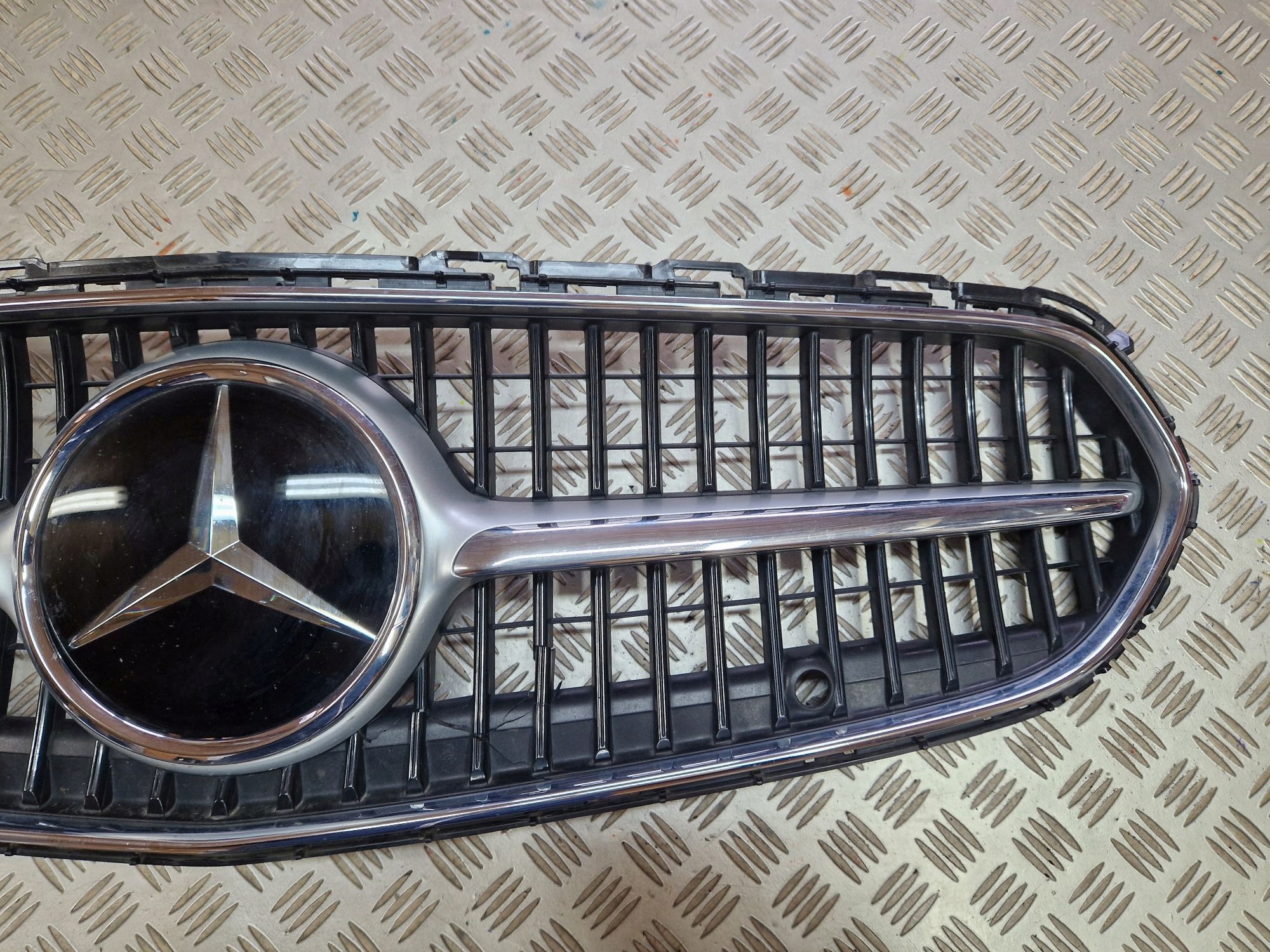GRILLE MERCEDES C-KLASA W206 2021R->