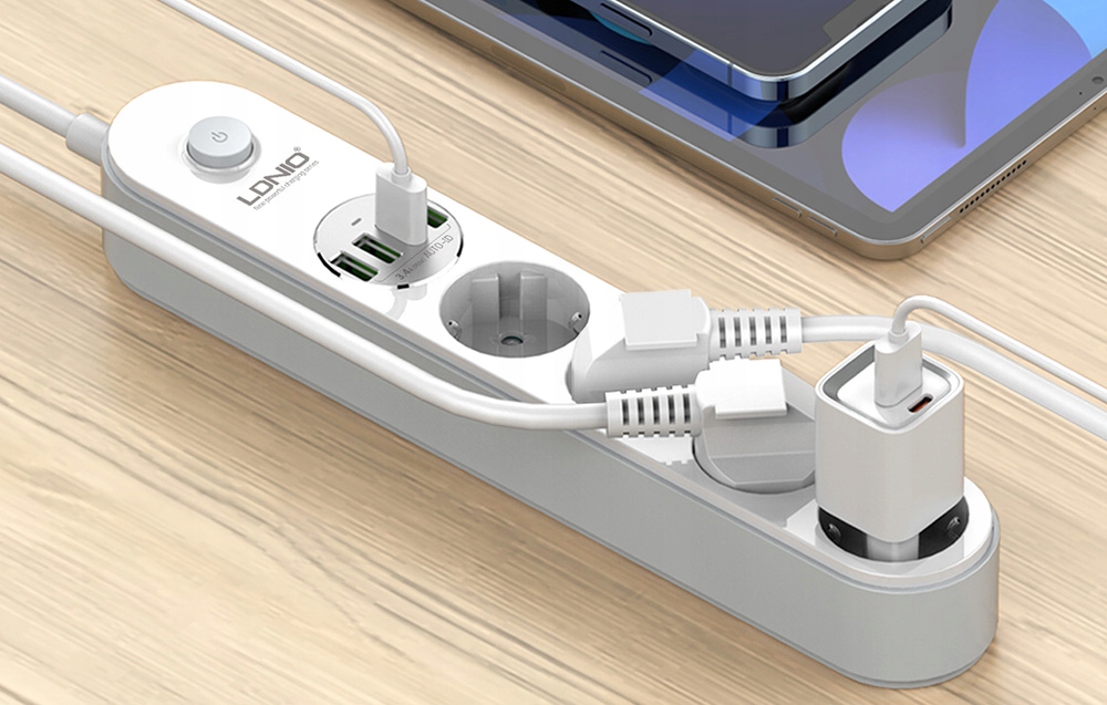 LDNIO LISTWA ZASILAJĄCA PRZEDŁUŻACZ 4 GNIAZDAMI AC 4 PORTY USB Z KABLEM 2M Liczba gniazd 8