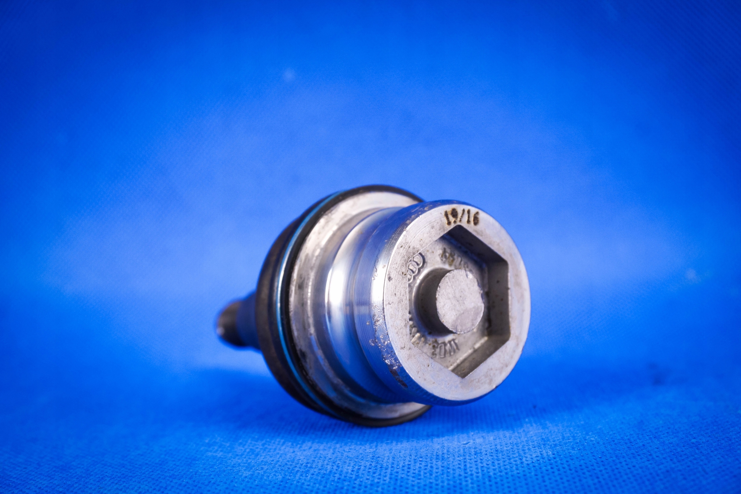 joint arms Audi A4 8K A5 A6 A7 4G 4G0407689C