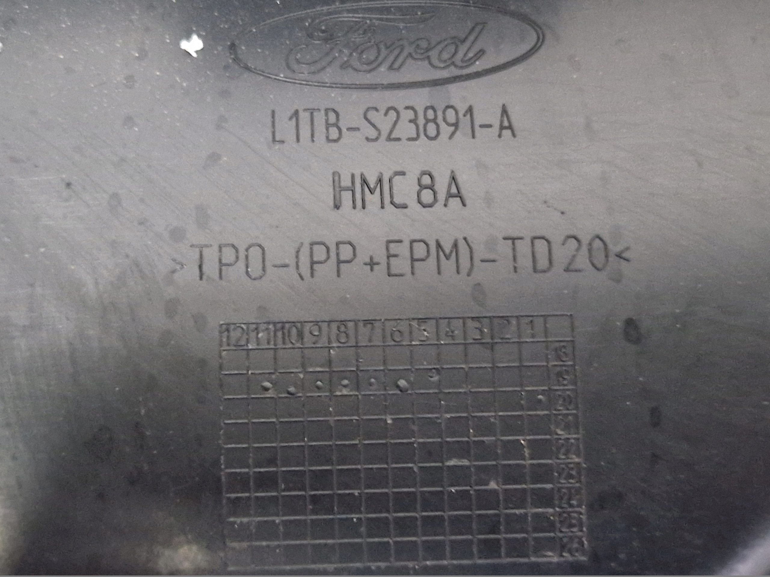 FORD PUMA MK2 plastic side door left front L1TB-S23891-A