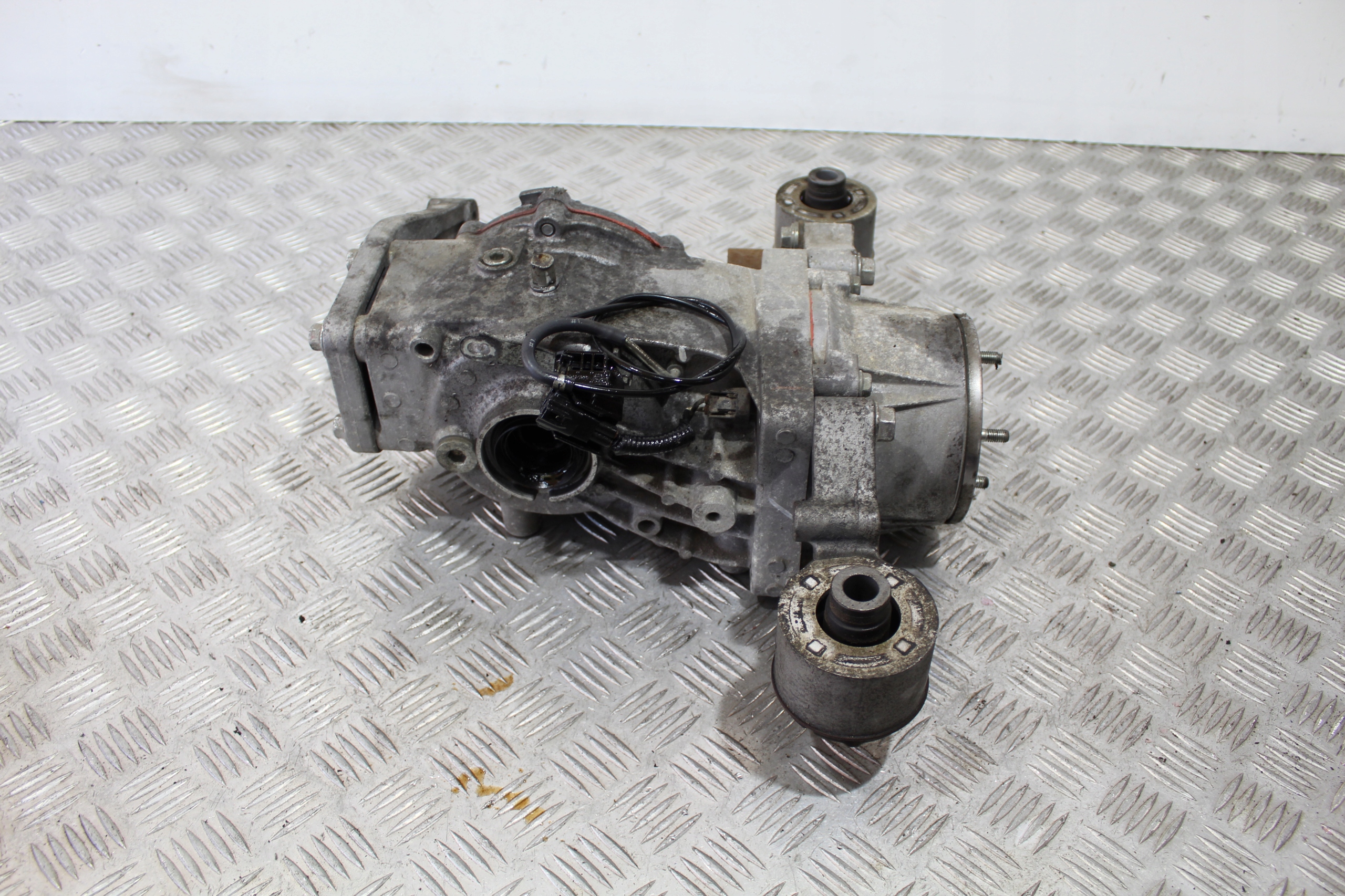 differential diff rear part TOYOTA CHR C-HR 8216AF4010