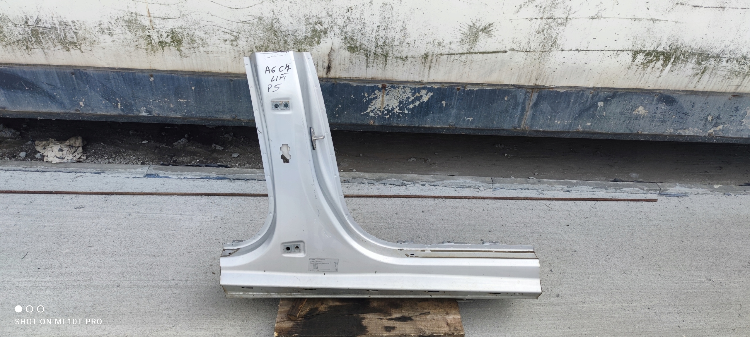 quarter threshold pillar B right AUDI A6 C7 LIFT