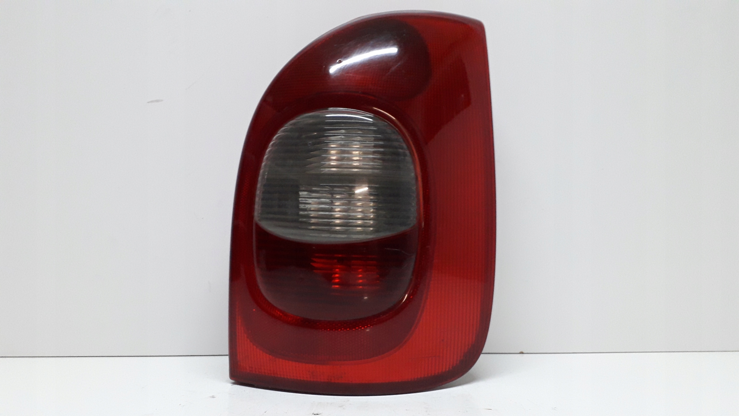 CITROEN XSARA PICASSO 98- LAMPA PRAWA 9631563980