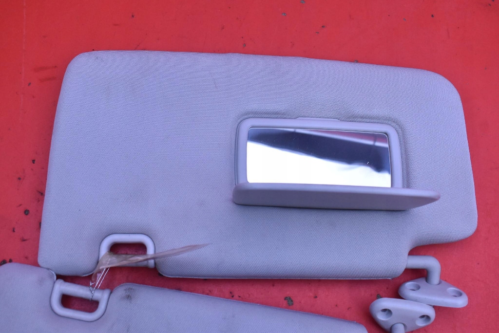 Blende Abdeckung PRZECIWSLONECZNA EU SUBARU FORESTER 4 IV 12-16