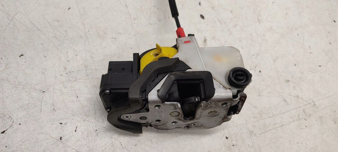 lock rear part rear left Opel Zafira C 1,6