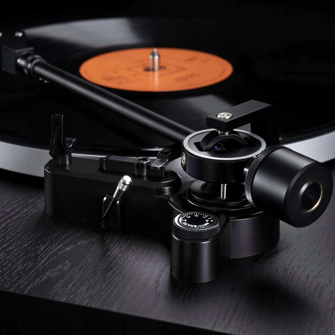 Gramofon Dual CS 518 czarny Napęd paskowy