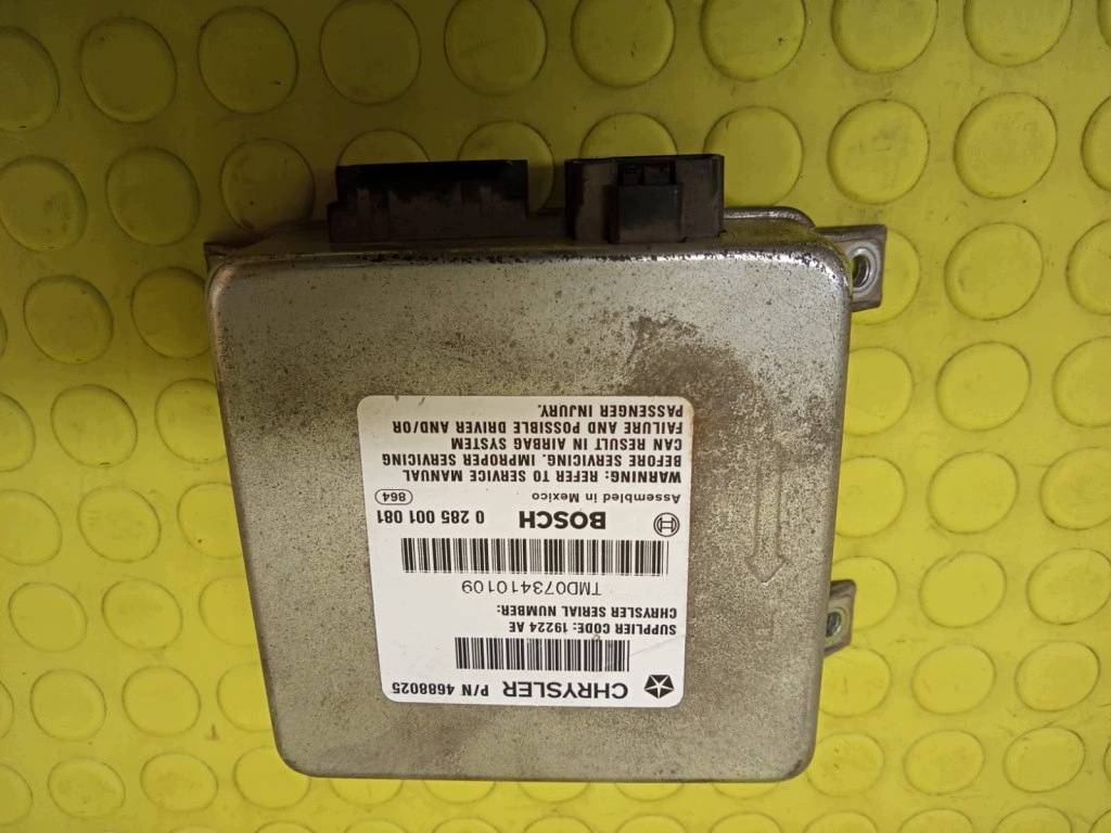 CHRYSLER VOYAGER centralina motore 0285001081