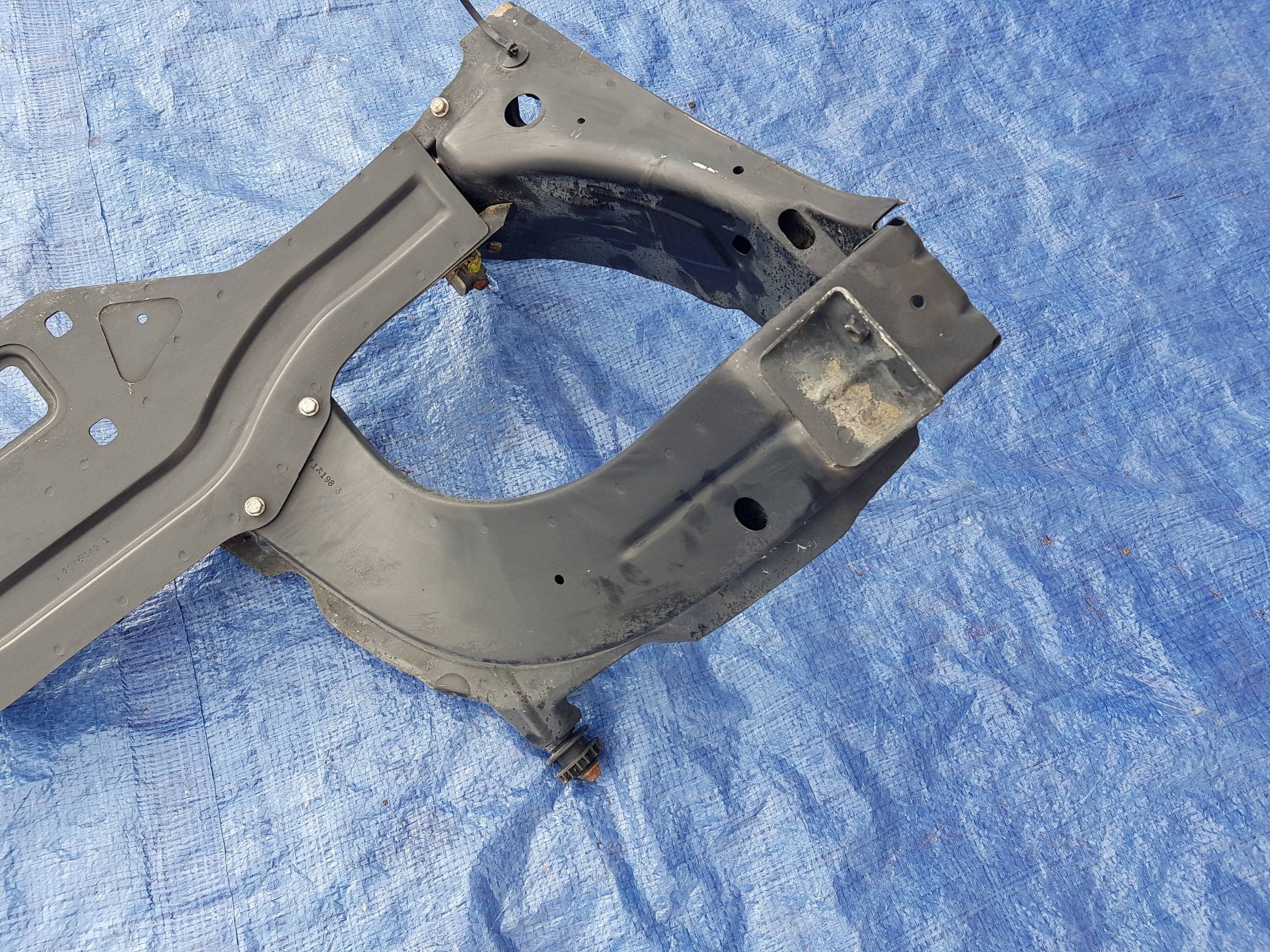 support panel for radiators front side right okular lights Mercedes ML W164 GL X164