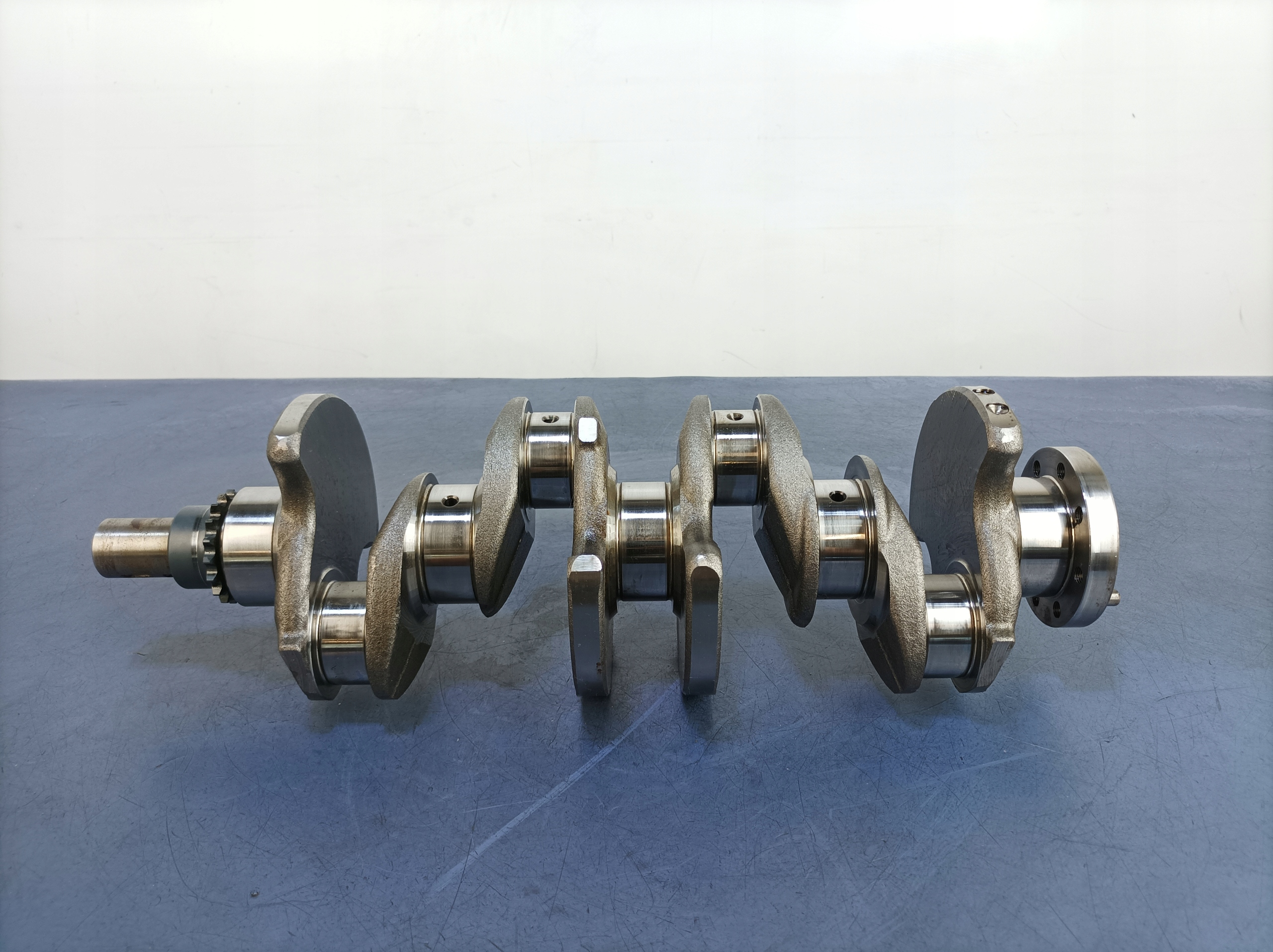 PEUGEOT 508 I 2.0 HDI WAŁ KORBOWY