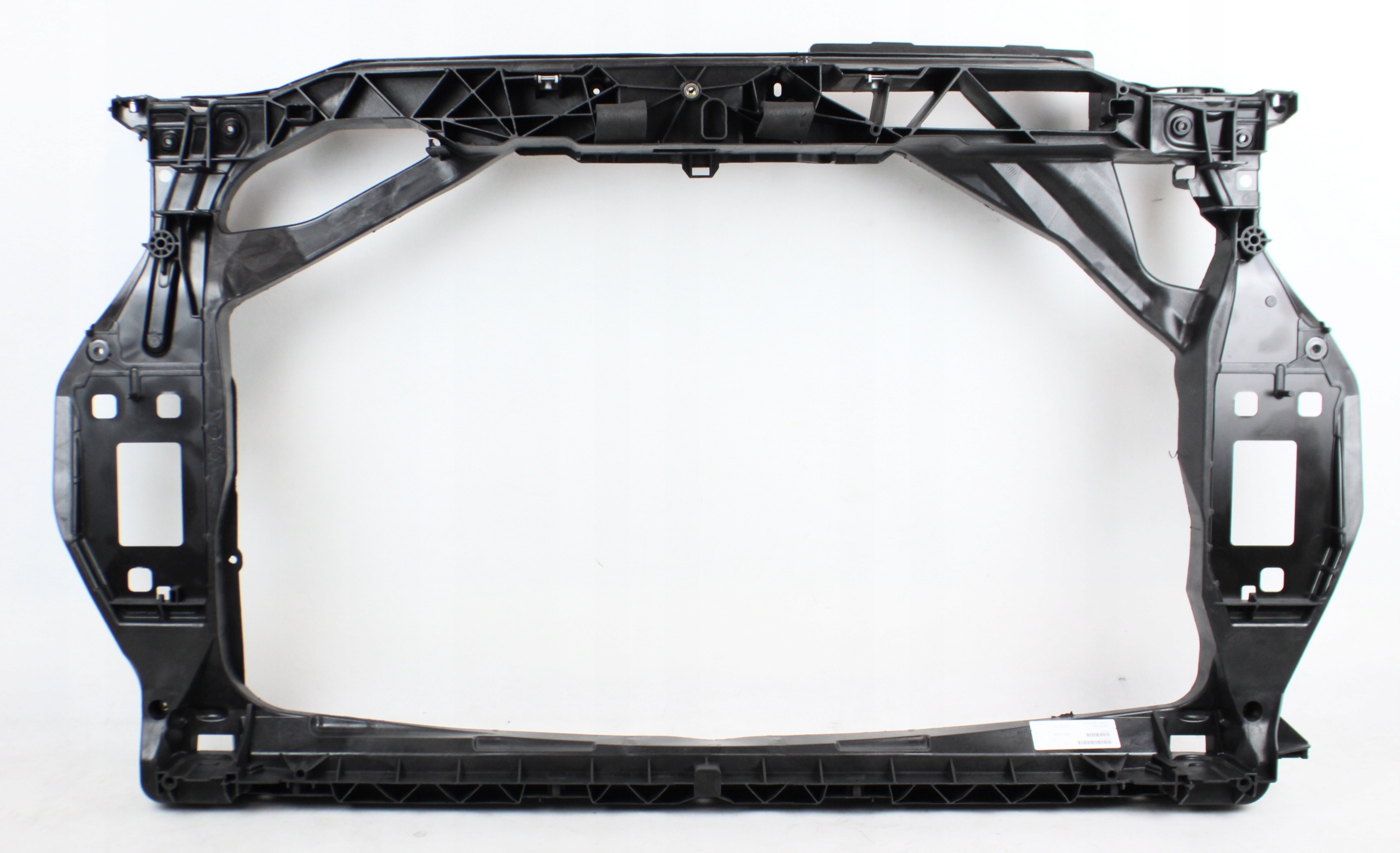 ПЕРЕДНЯ ПАНЕЛЬ ПЕРЕДНІЙ AUDI Q3 15-18