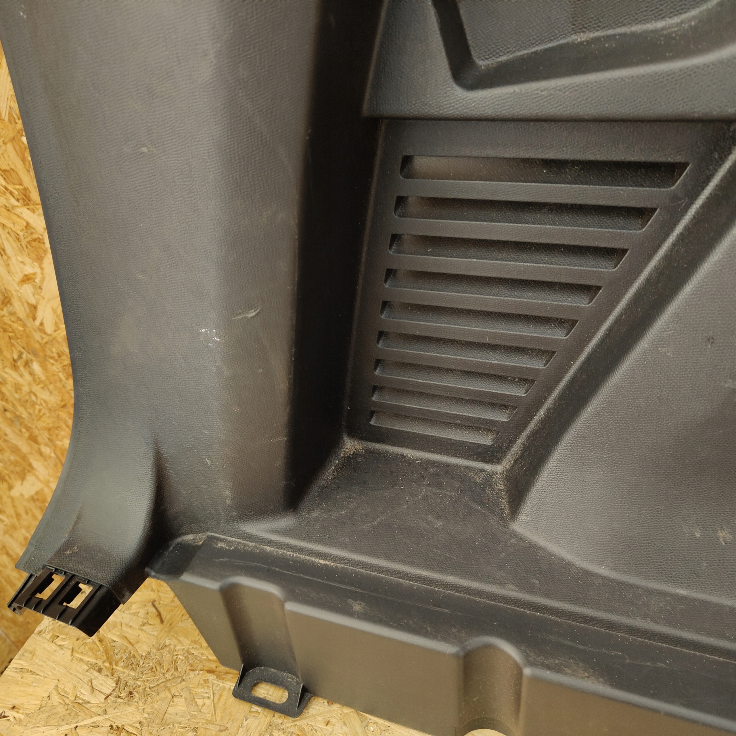 boot upholstery rear part left PEUGEOT 5008 II
