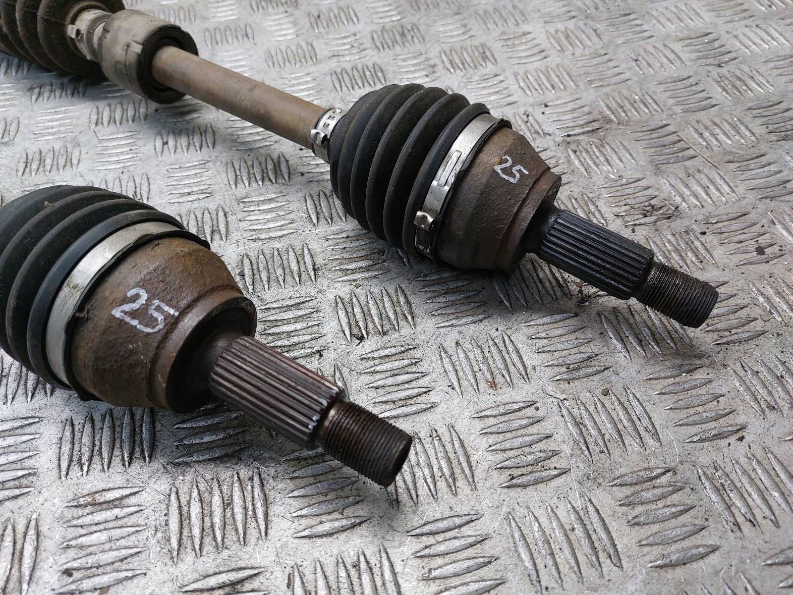 semi-axis left front + right front 5B FORD FIESTA MK7 1.4 TDCI